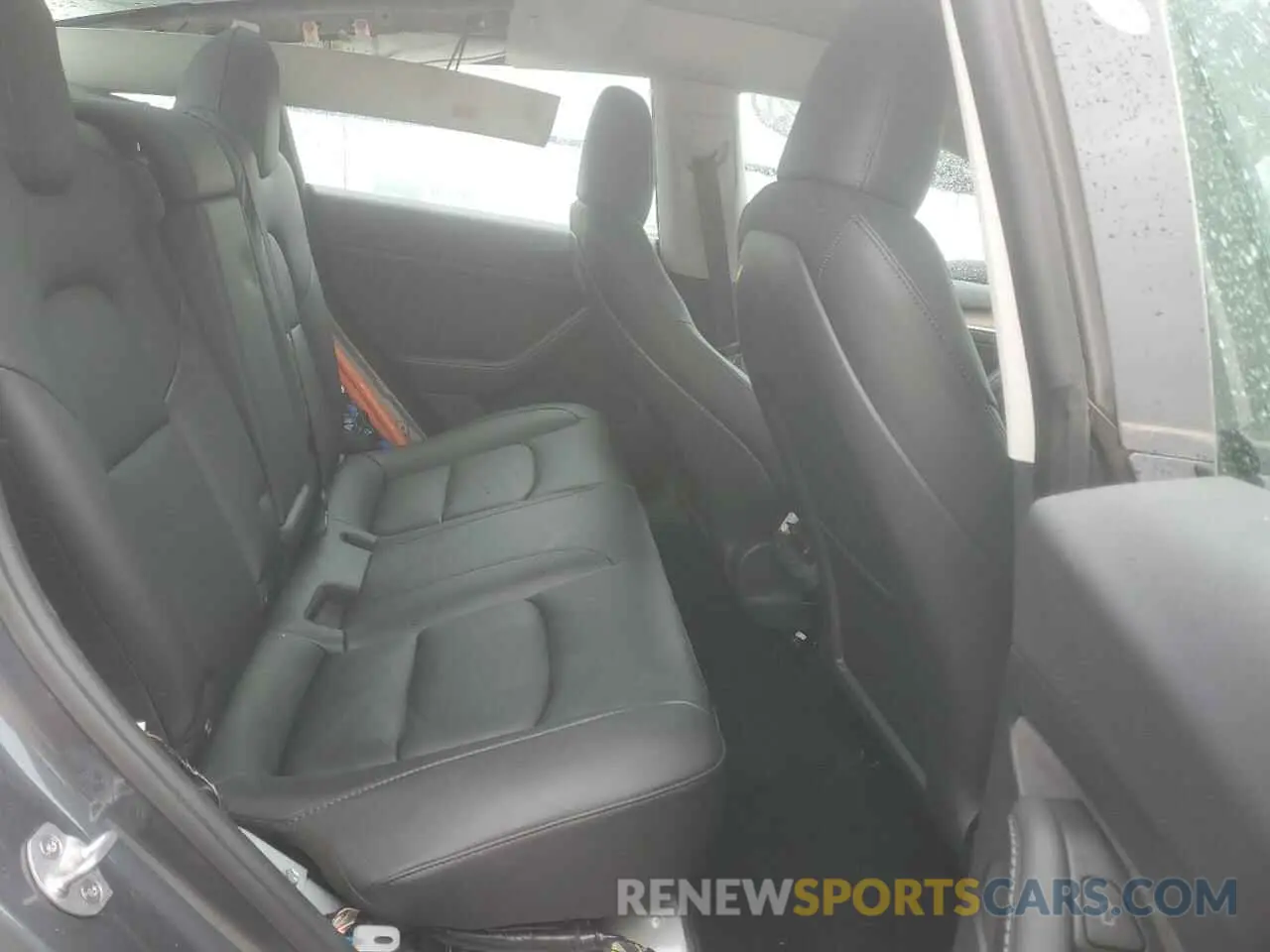 10 Photograph of a damaged car 5YJ3E1EA9PF699744 TESLA MODEL 3 2023
