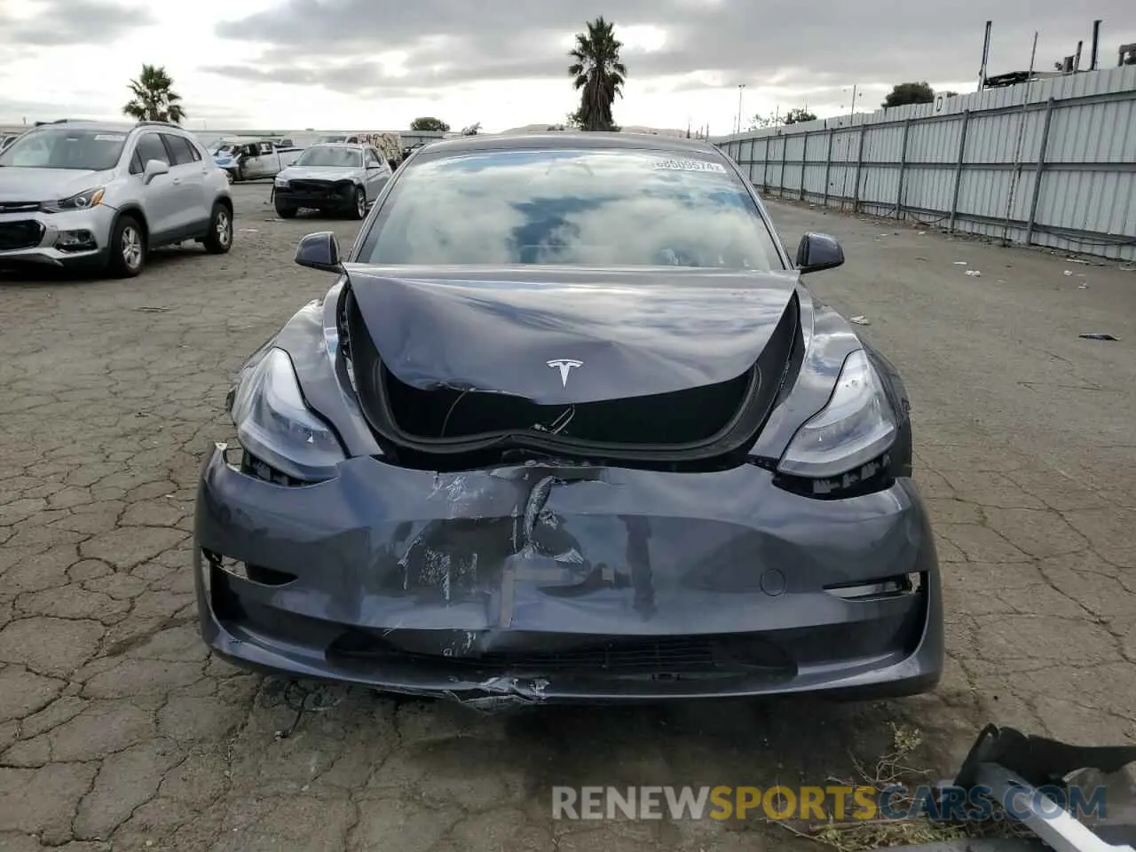 5 Photograph of a damaged car 5YJ3E1EA9PF704747 TESLA MODEL 3 2023