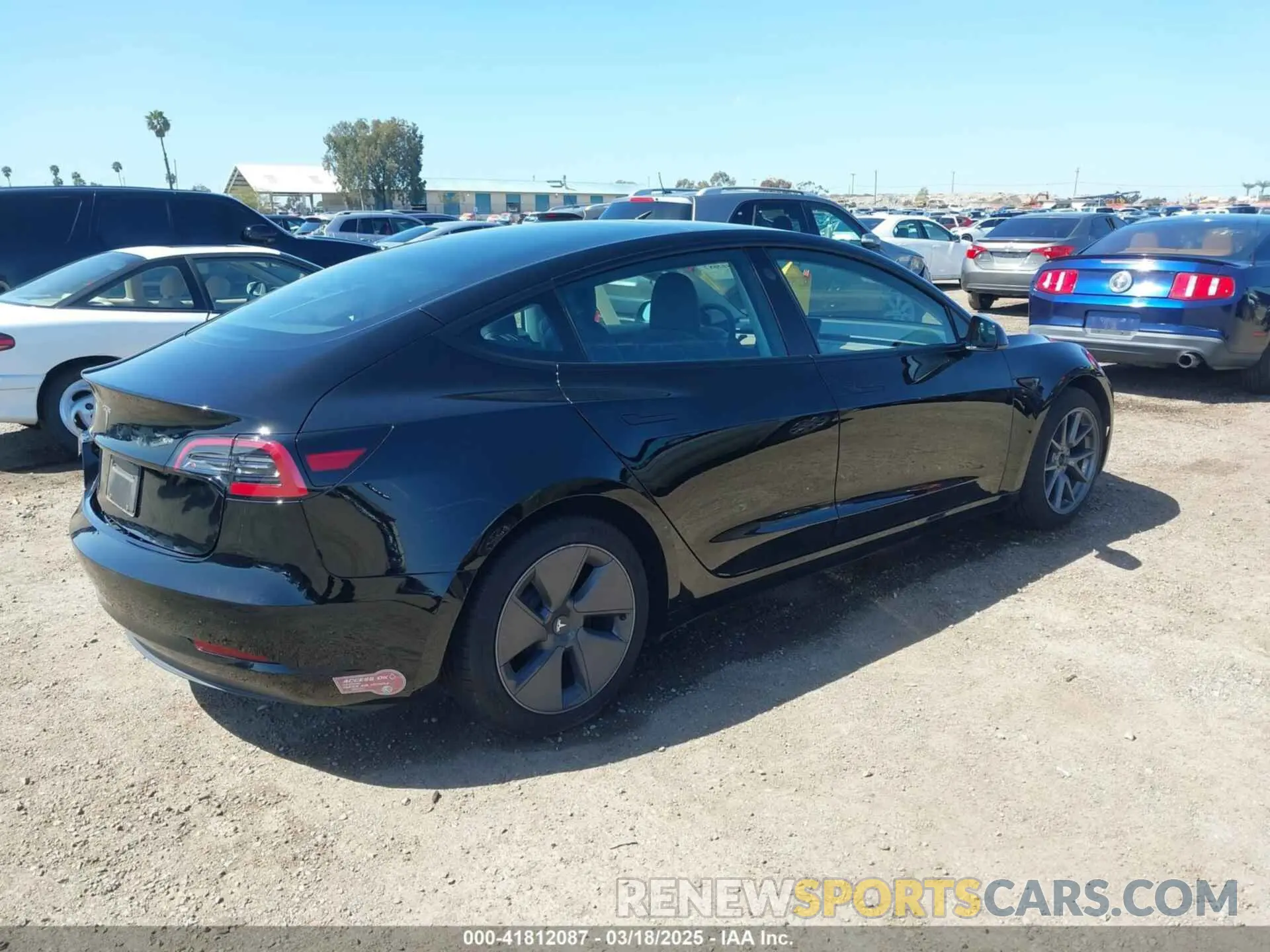 4 Photograph of a damaged car 5YJ3E1EA9PF706837 TESLA MODEL 3 2023
