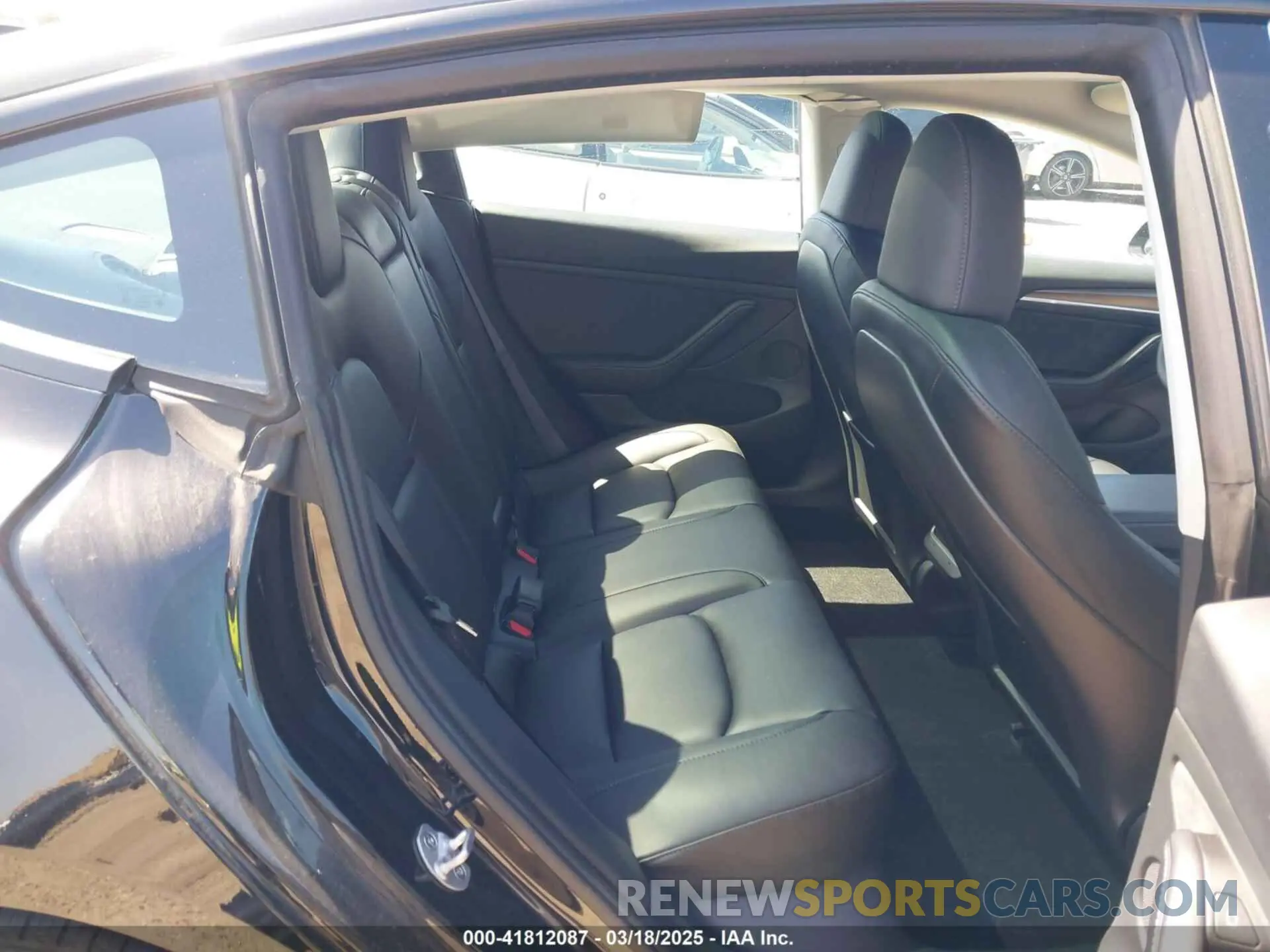 8 Photograph of a damaged car 5YJ3E1EA9PF706837 TESLA MODEL 3 2023