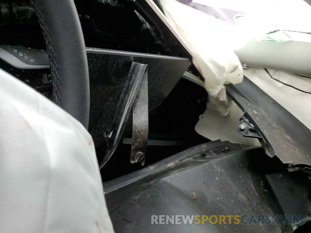 9 Photograph of a damaged car 5YJ3E1EA9PF709110 TESLA MODEL 3 2023