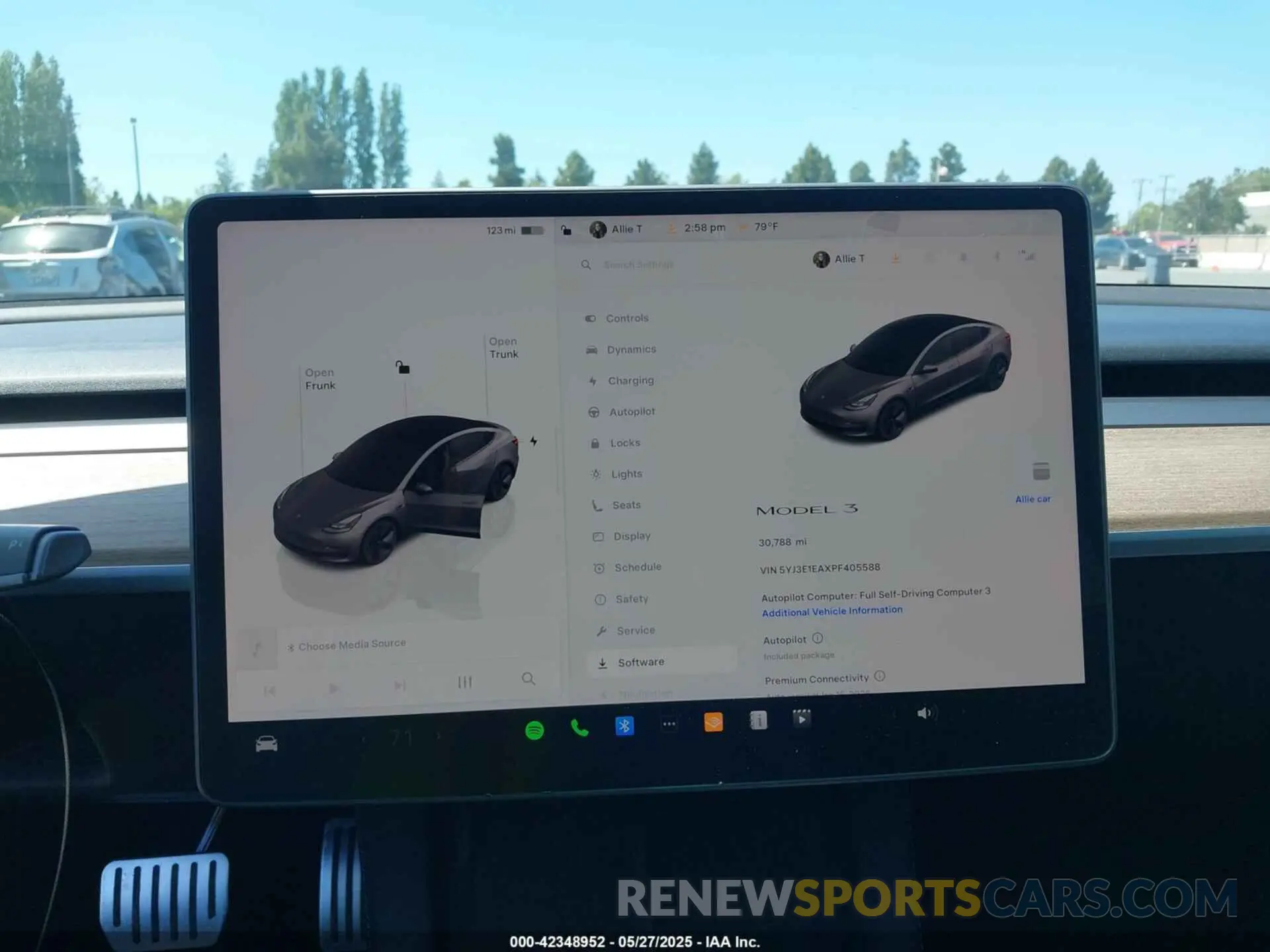 19 Photograph of a damaged car 5YJ3E1EAXPF405588 TESLA MODEL 3 2023