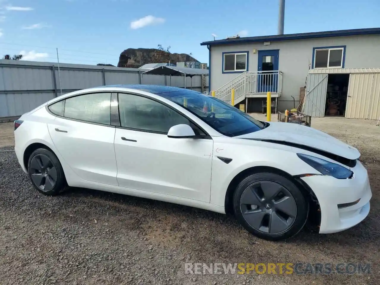 4 Photograph of a damaged car 5YJ3E1EAXPF406854 TESLA MODEL 3 2023