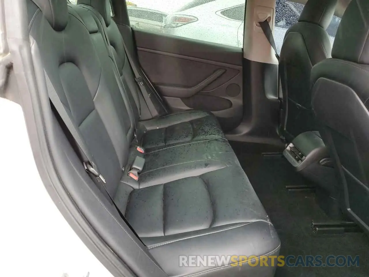 10 Photograph of a damaged car 5YJ3E1EAXPF409155 TESLA MODEL 3 2023
