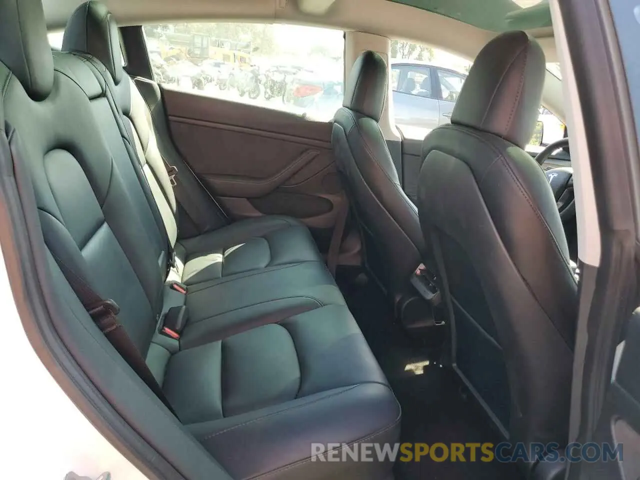 10 Photograph of a damaged car 5YJ3E1EAXPF412542 TESLA MODEL 3 2023