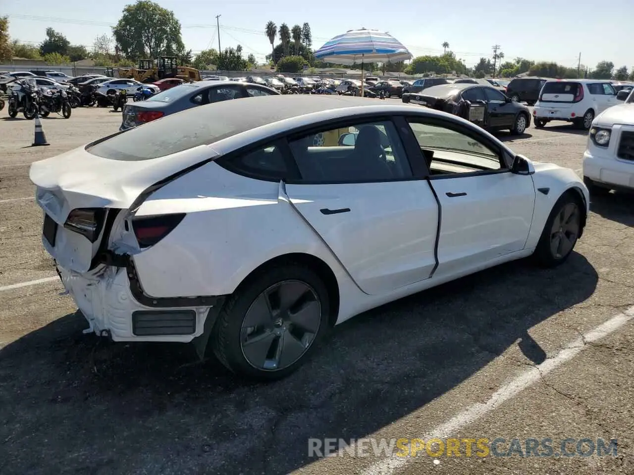 3 Photograph of a damaged car 5YJ3E1EAXPF412542 TESLA MODEL 3 2023