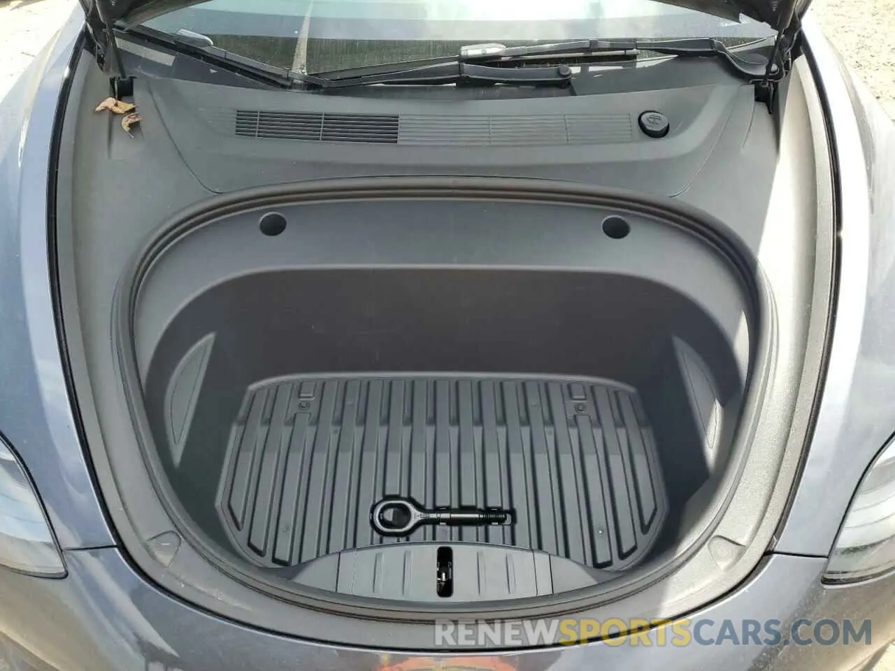 11 Photograph of a damaged car 5YJ3E1EAXPF422407 TESLA MODEL 3 2023