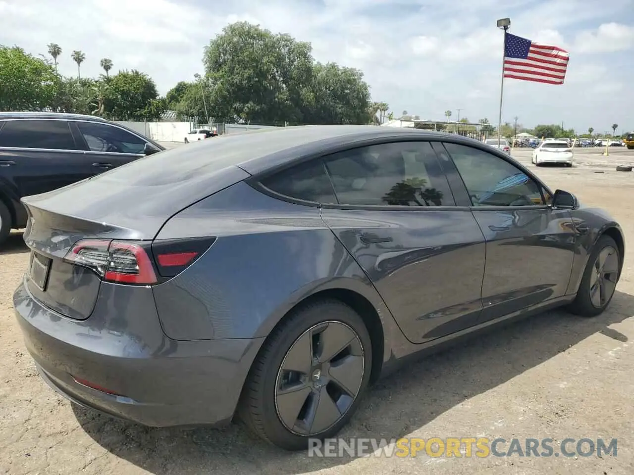 3 Photograph of a damaged car 5YJ3E1EAXPF422407 TESLA MODEL 3 2023