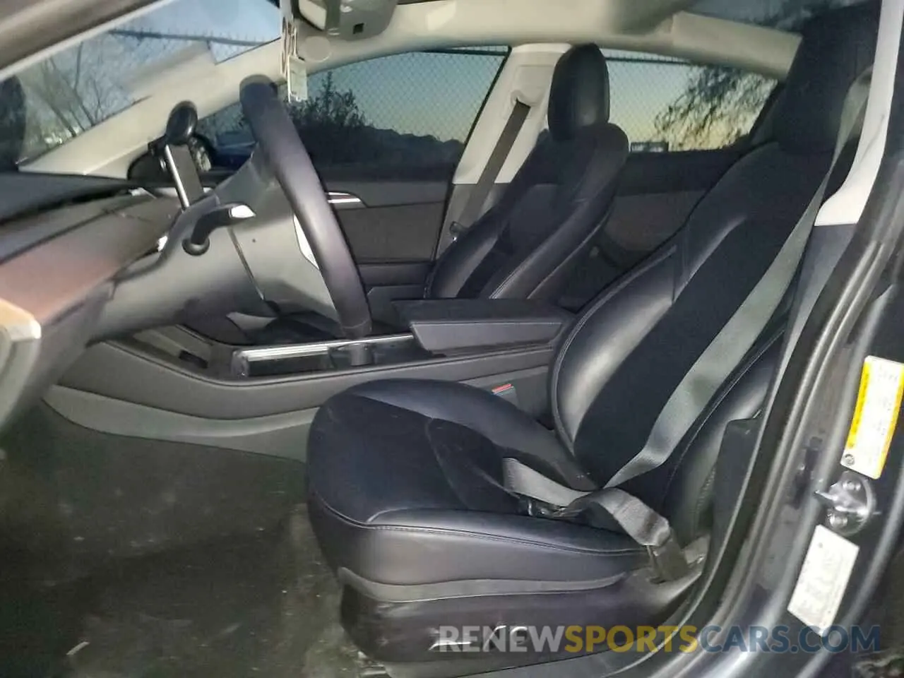 7 Photograph of a damaged car 5YJ3E1EAXPF432371 TESLA MODEL 3 2023