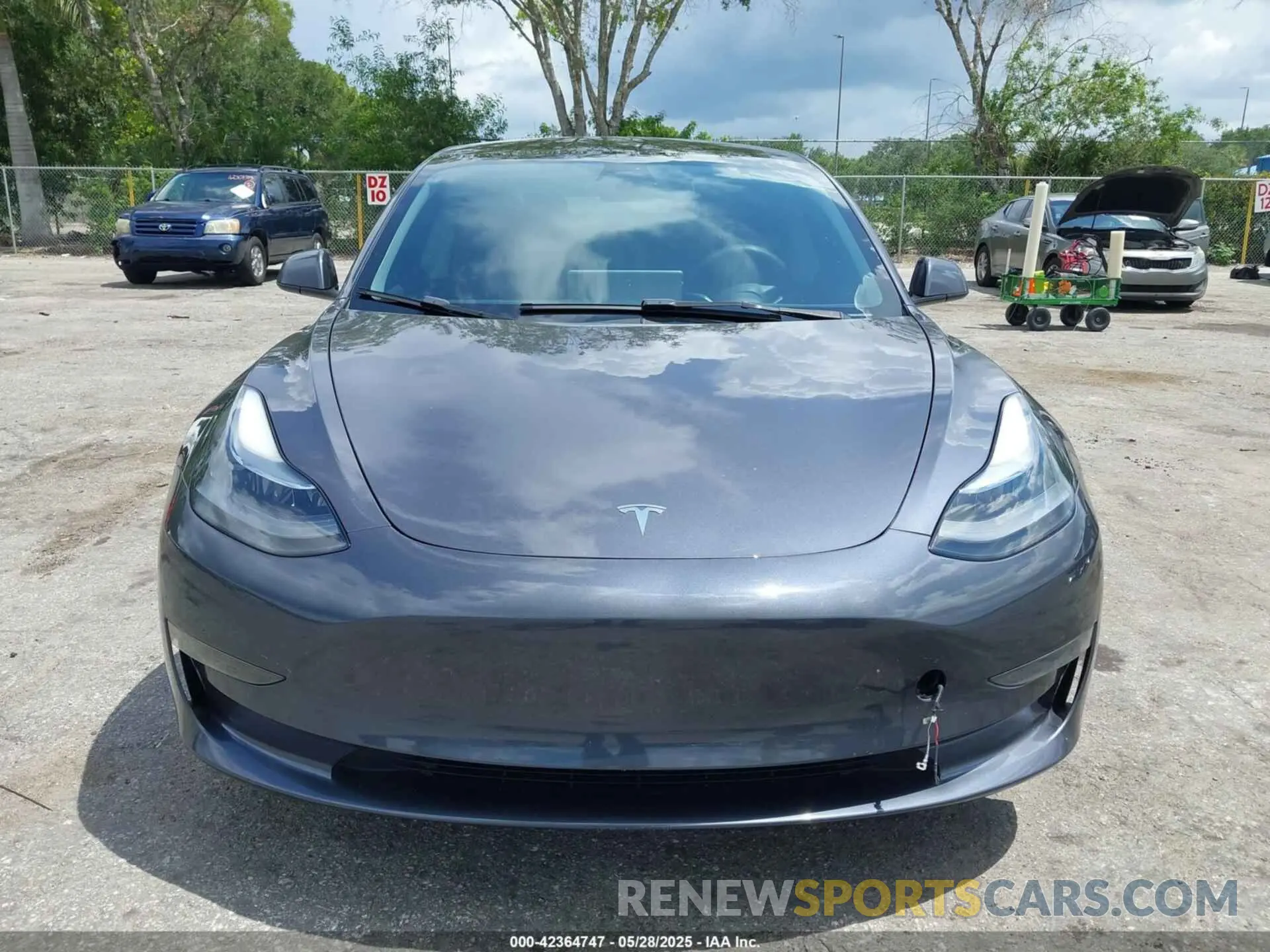 11 Photograph of a damaged car 5YJ3E1EAXPF453060 TESLA MODEL 3 2023