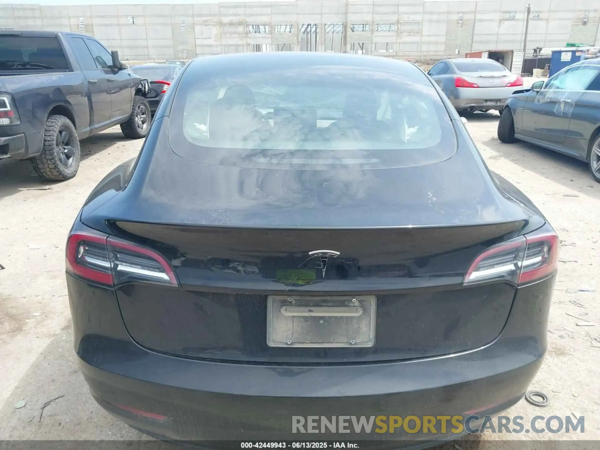 15 Photograph of a damaged car 5YJ3E1EAXPF453415 TESLA MODEL 3 2023