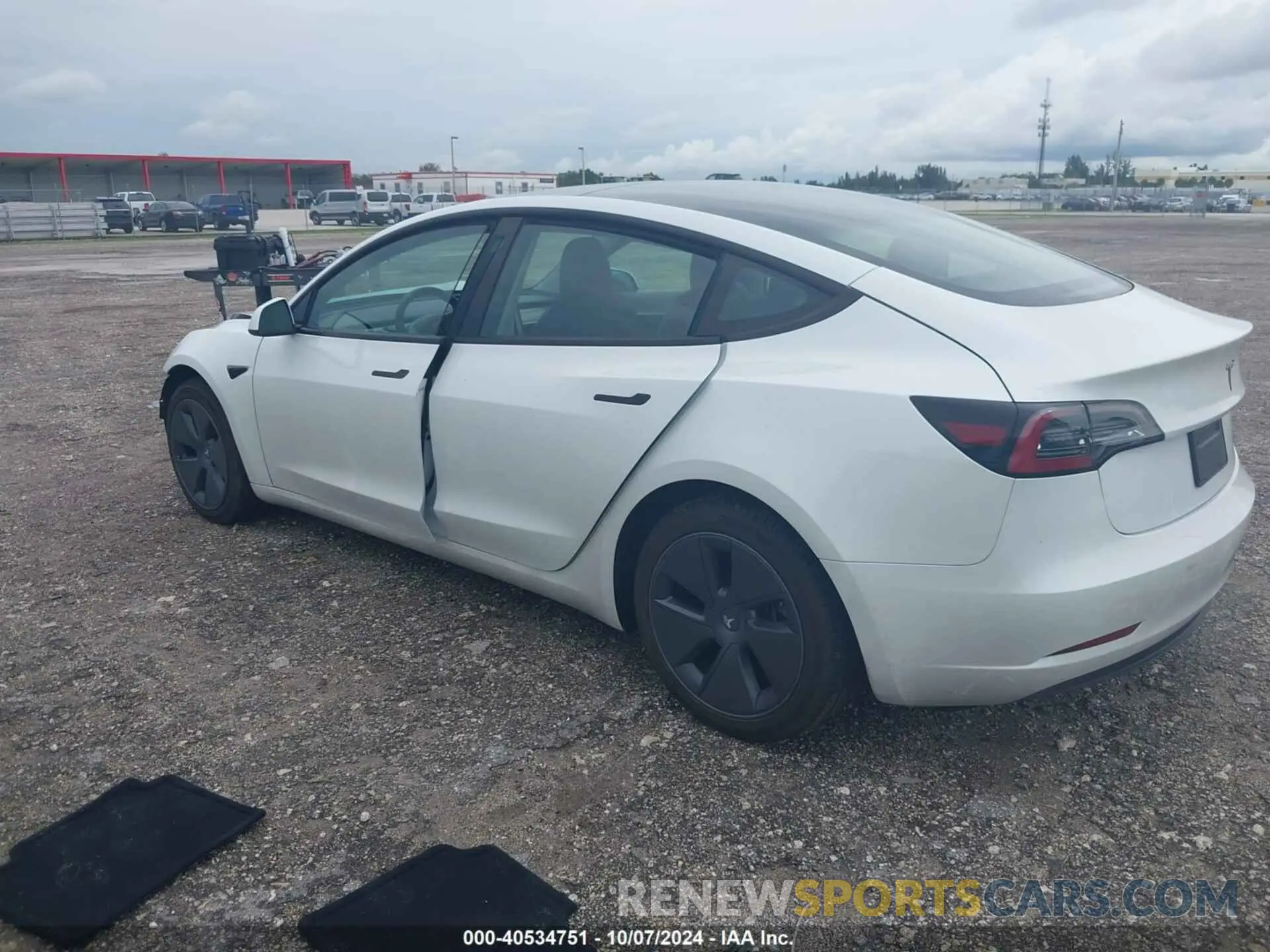 3 Photograph of a damaged car 5YJ3E1EAXPF456282 TESLA MODEL 3 2023