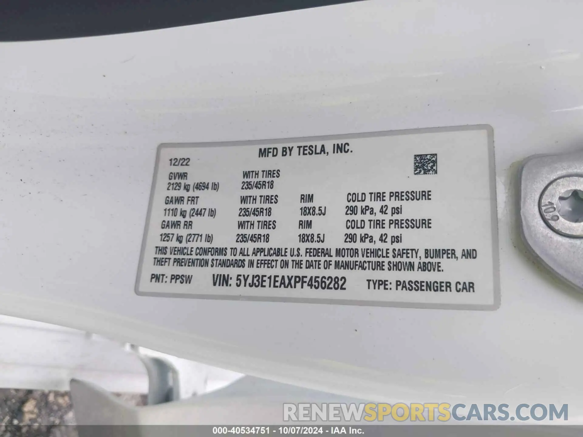 9 Photograph of a damaged car 5YJ3E1EAXPF456282 TESLA MODEL 3 2023