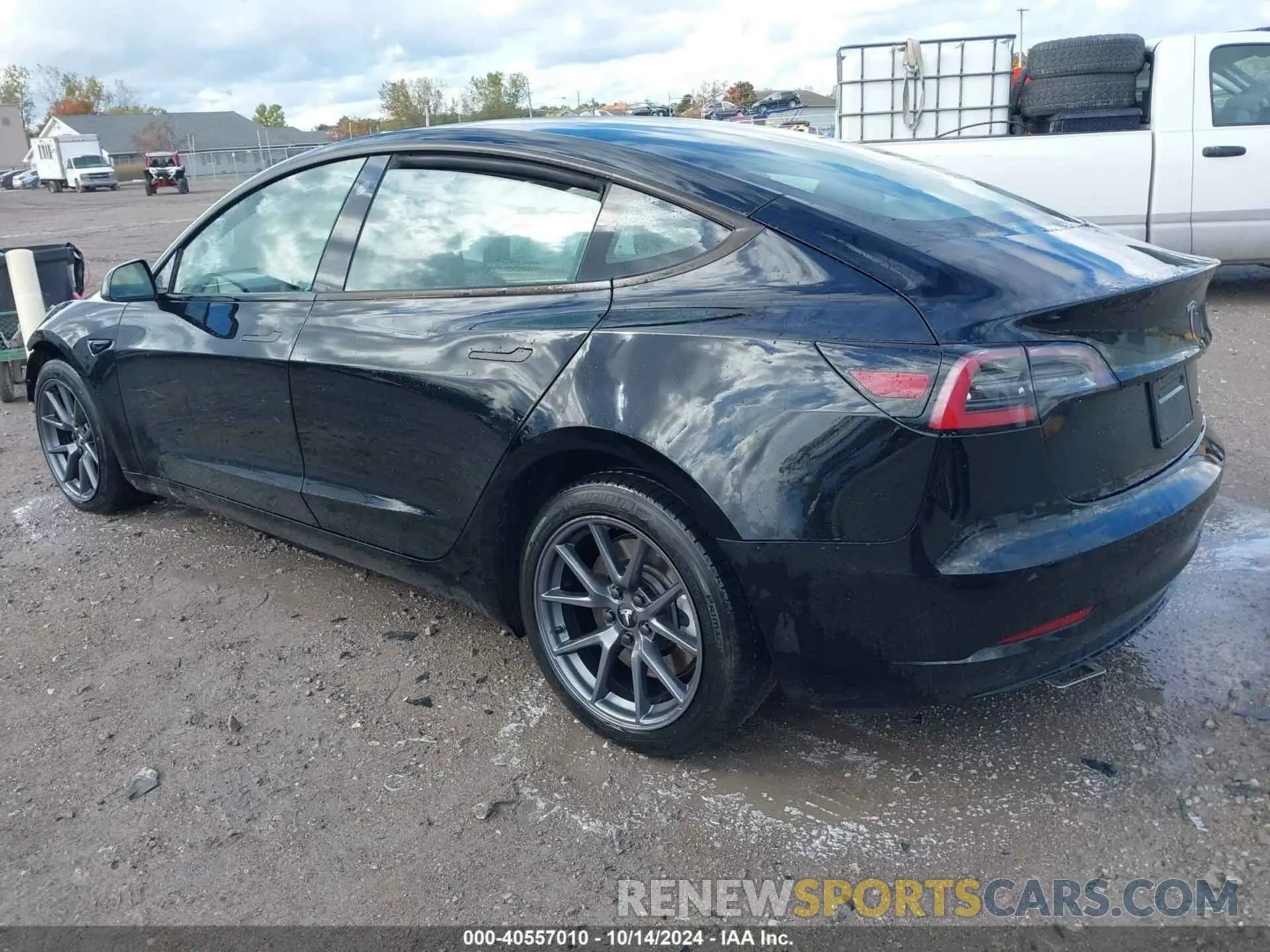 3 Photograph of a damaged car 5YJ3E1EAXPF462728 TESLA MODEL 3 2023