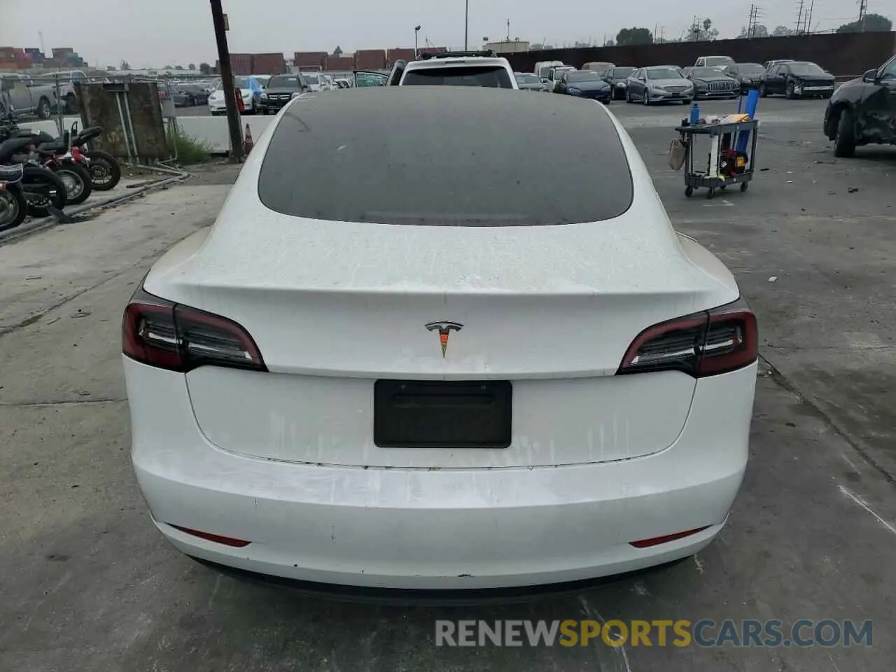 6 Photograph of a damaged car 5YJ3E1EAXPF505853 TESLA MODEL 3 2023