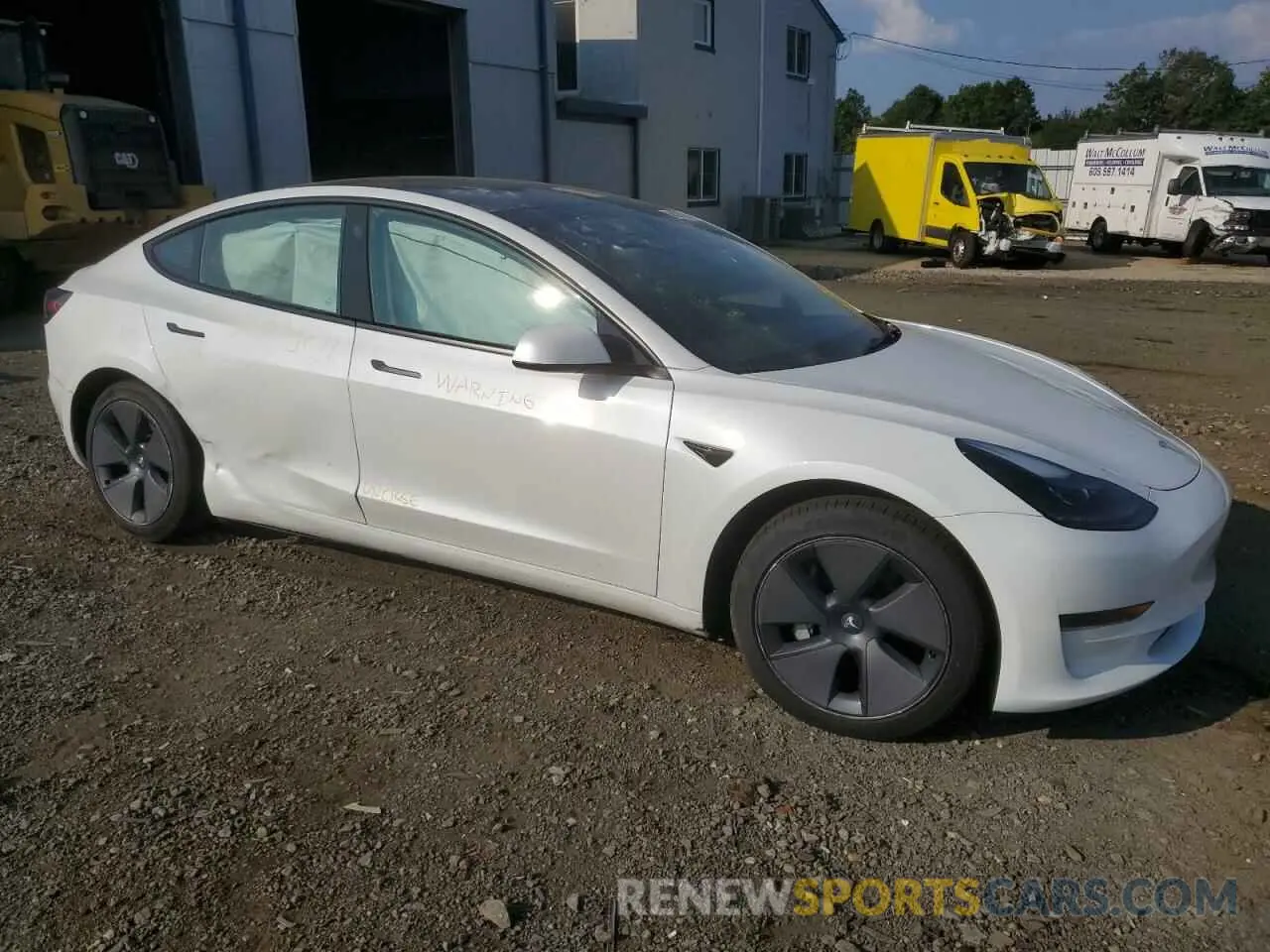 4 Photograph of a damaged car 5YJ3E1EAXPF508915 TESLA MODEL 3 2023