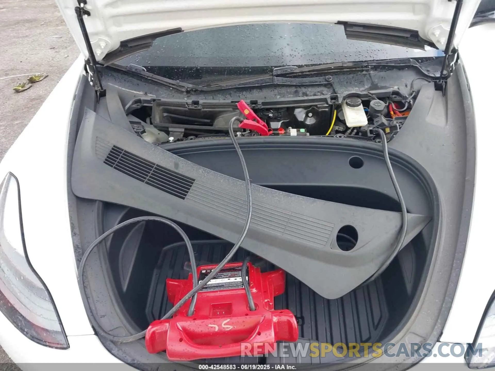 10 Photograph of a damaged car 5YJ3E1EAXPF513726 TESLA MODEL 3 2023