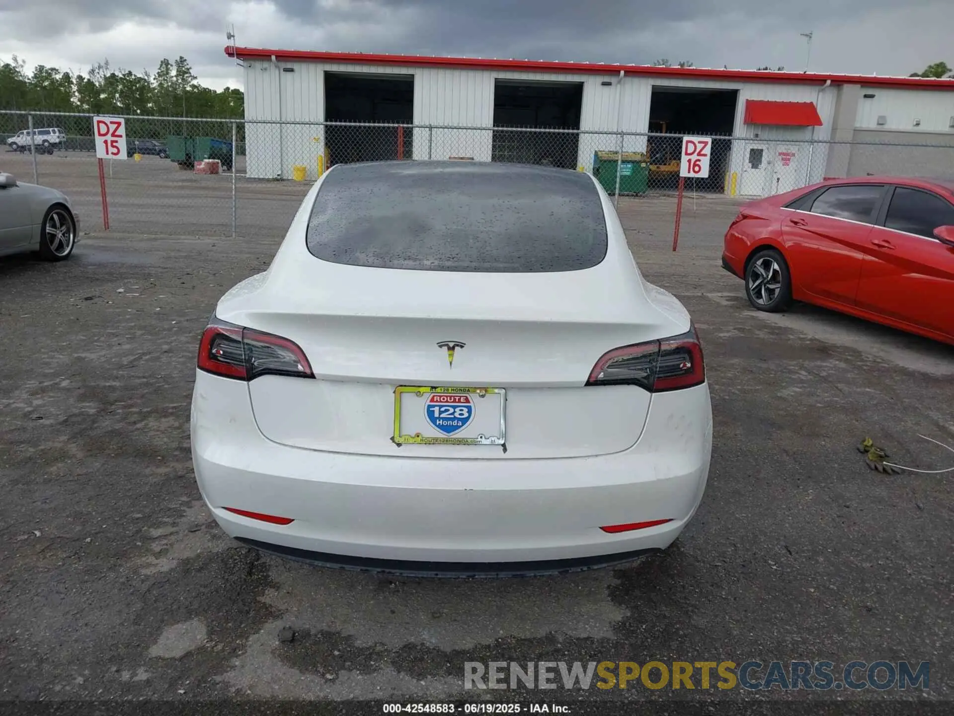 16 Photograph of a damaged car 5YJ3E1EAXPF513726 TESLA MODEL 3 2023