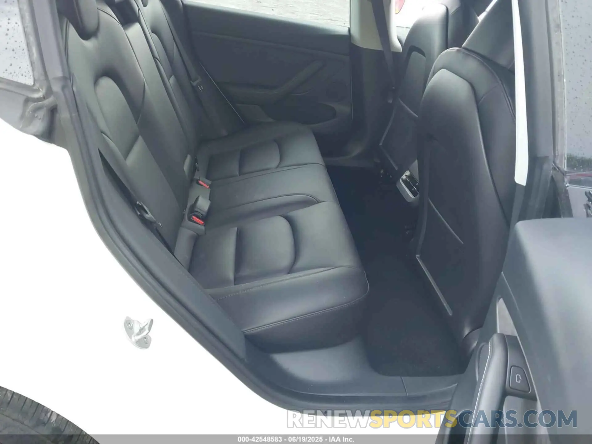 8 Photograph of a damaged car 5YJ3E1EAXPF513726 TESLA MODEL 3 2023