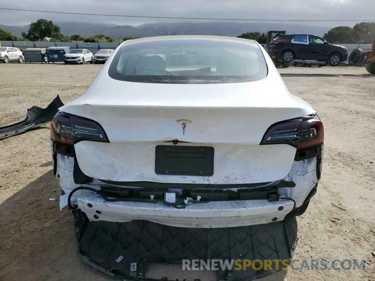 6 Photograph of a damaged car 5YJ3E1EAXPF540974 TESLA MODEL 3 2023