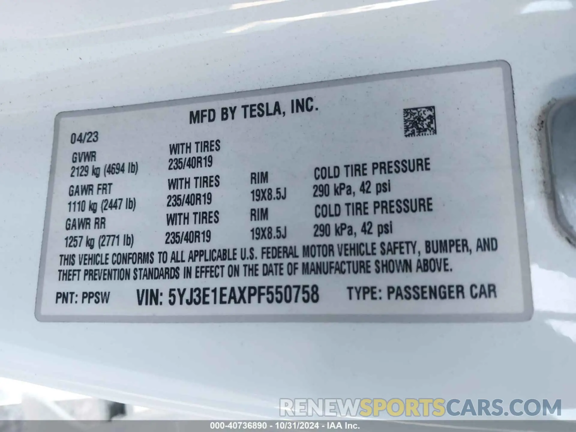 9 Photograph of a damaged car 5YJ3E1EAXPF550758 TESLA MODEL 3 2023