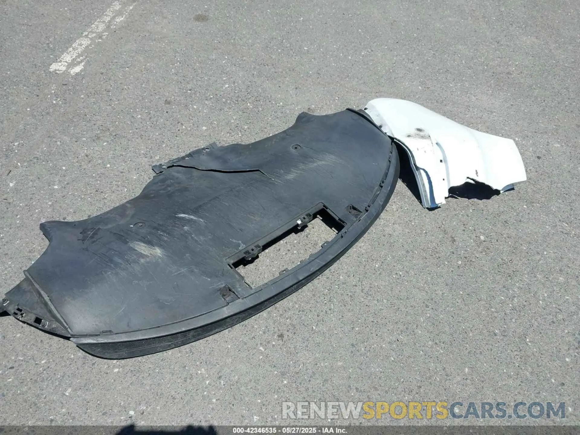 11 Photograph of a damaged car 5YJ3E1EAXPF568984 TESLA MODEL 3 2023