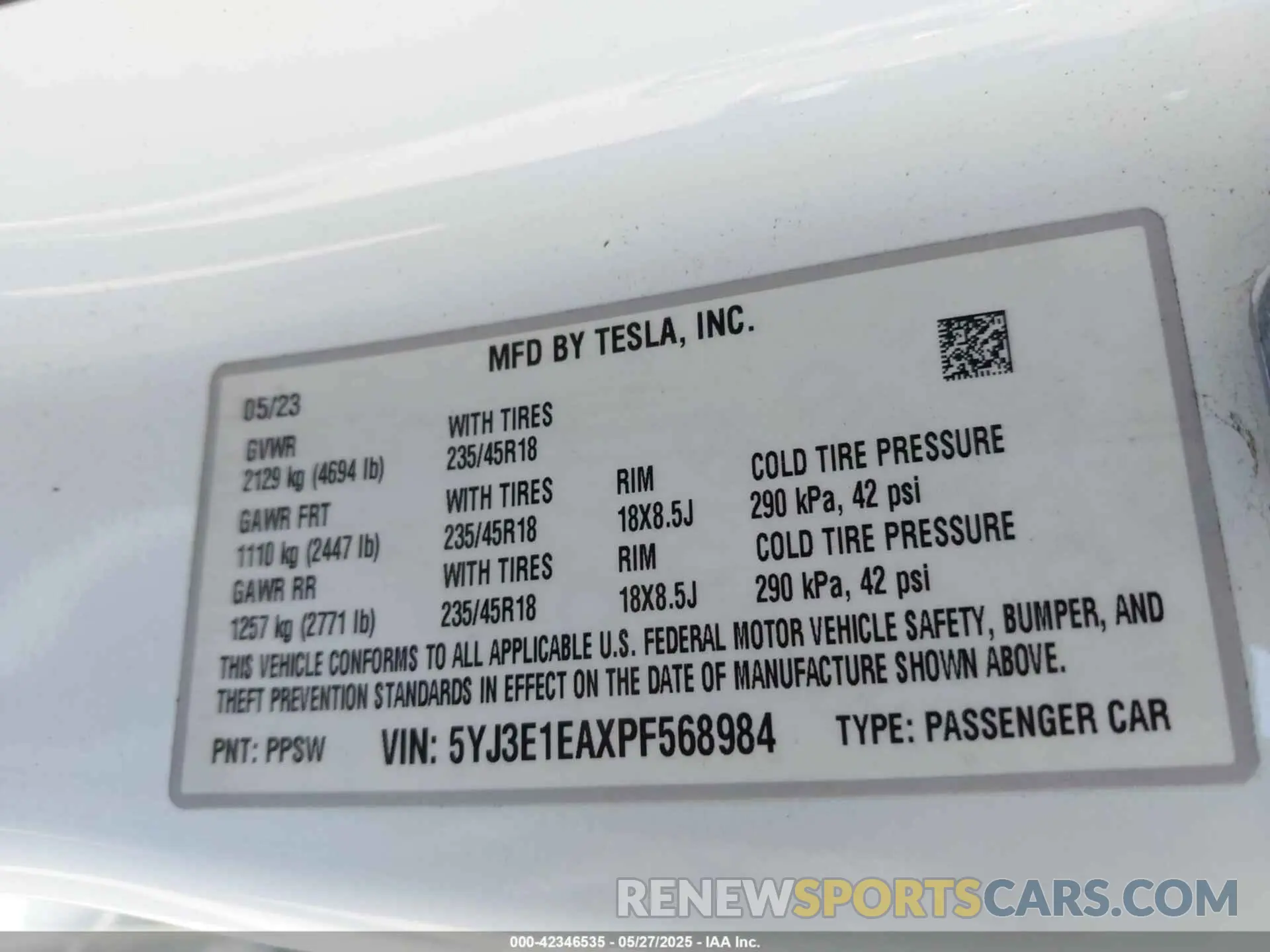 9 Photograph of a damaged car 5YJ3E1EAXPF568984 TESLA MODEL 3 2023