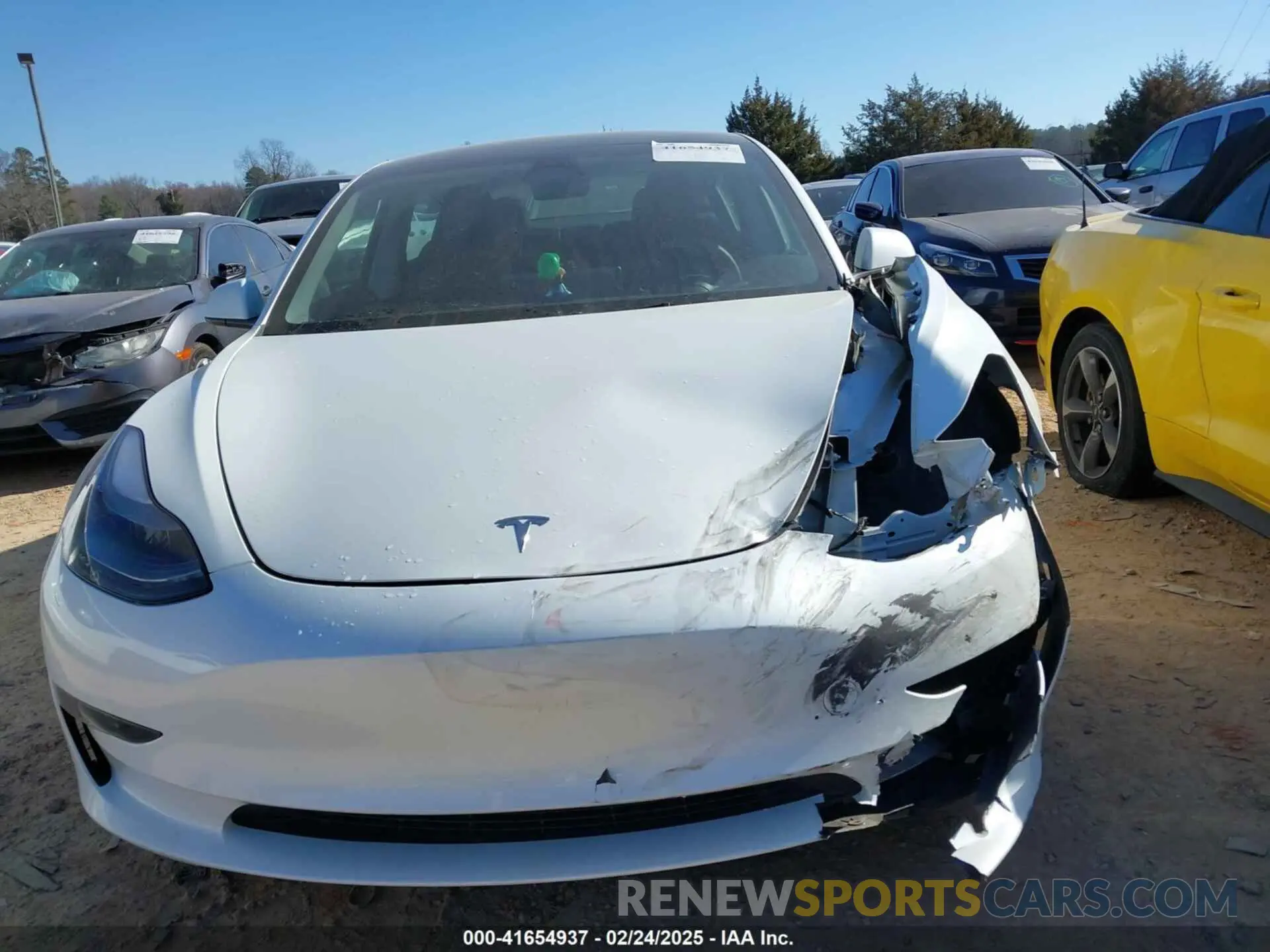13 Photograph of a damaged car 5YJ3E1EAXPF570038 TESLA MODEL 3 2023