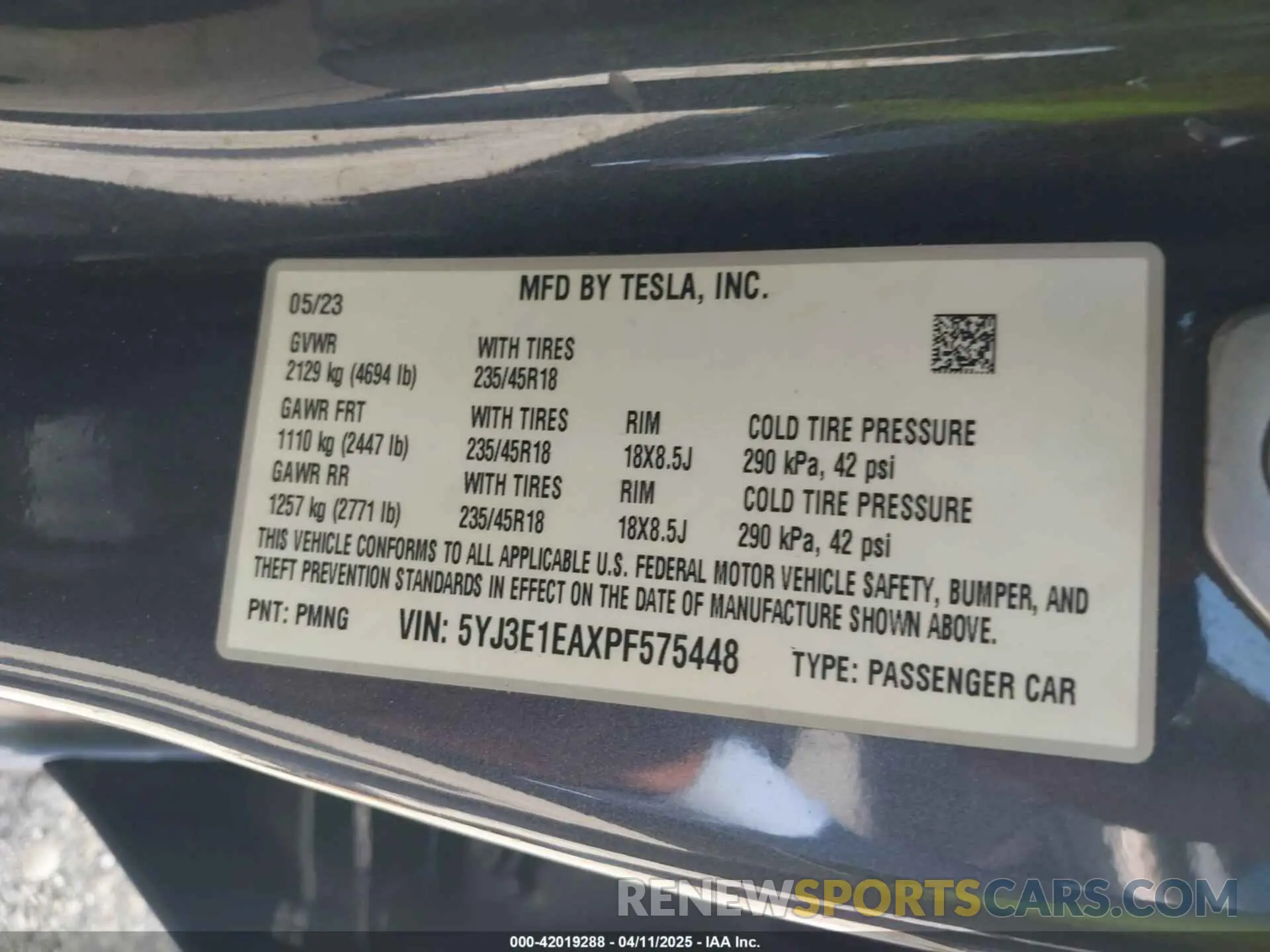 9 Photograph of a damaged car 5YJ3E1EAXPF575448 TESLA MODEL 3 2023
