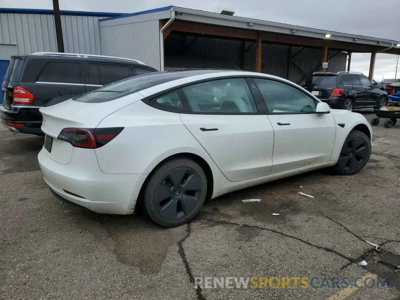 3 Photograph of a damaged car 5YJ3E1EAXPF600008 TESLA MODEL 3 2023
