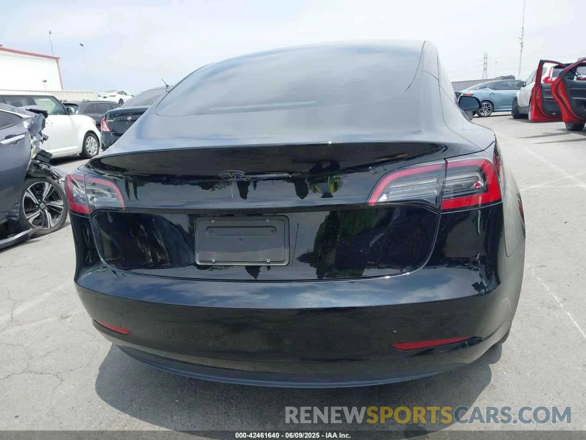 17 Photograph of a damaged car 5YJ3E1EAXPF604916 TESLA MODEL 3 2023