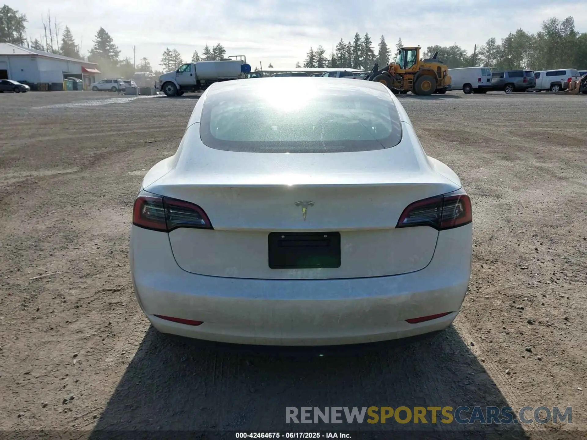 16 Photograph of a damaged car 5YJ3E1EAXPF609792 TESLA MODEL 3 2023