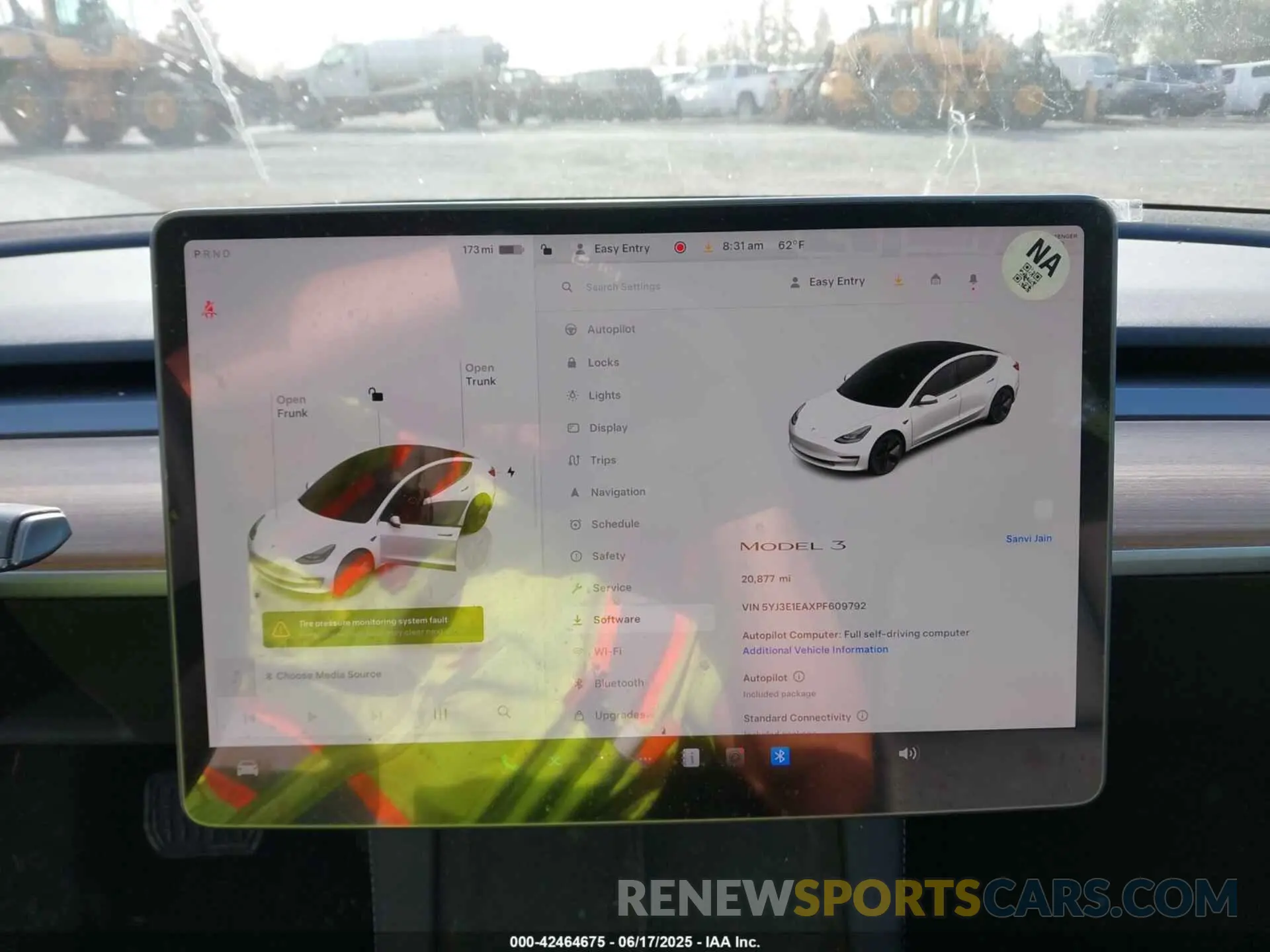 18 Photograph of a damaged car 5YJ3E1EAXPF609792 TESLA MODEL 3 2023