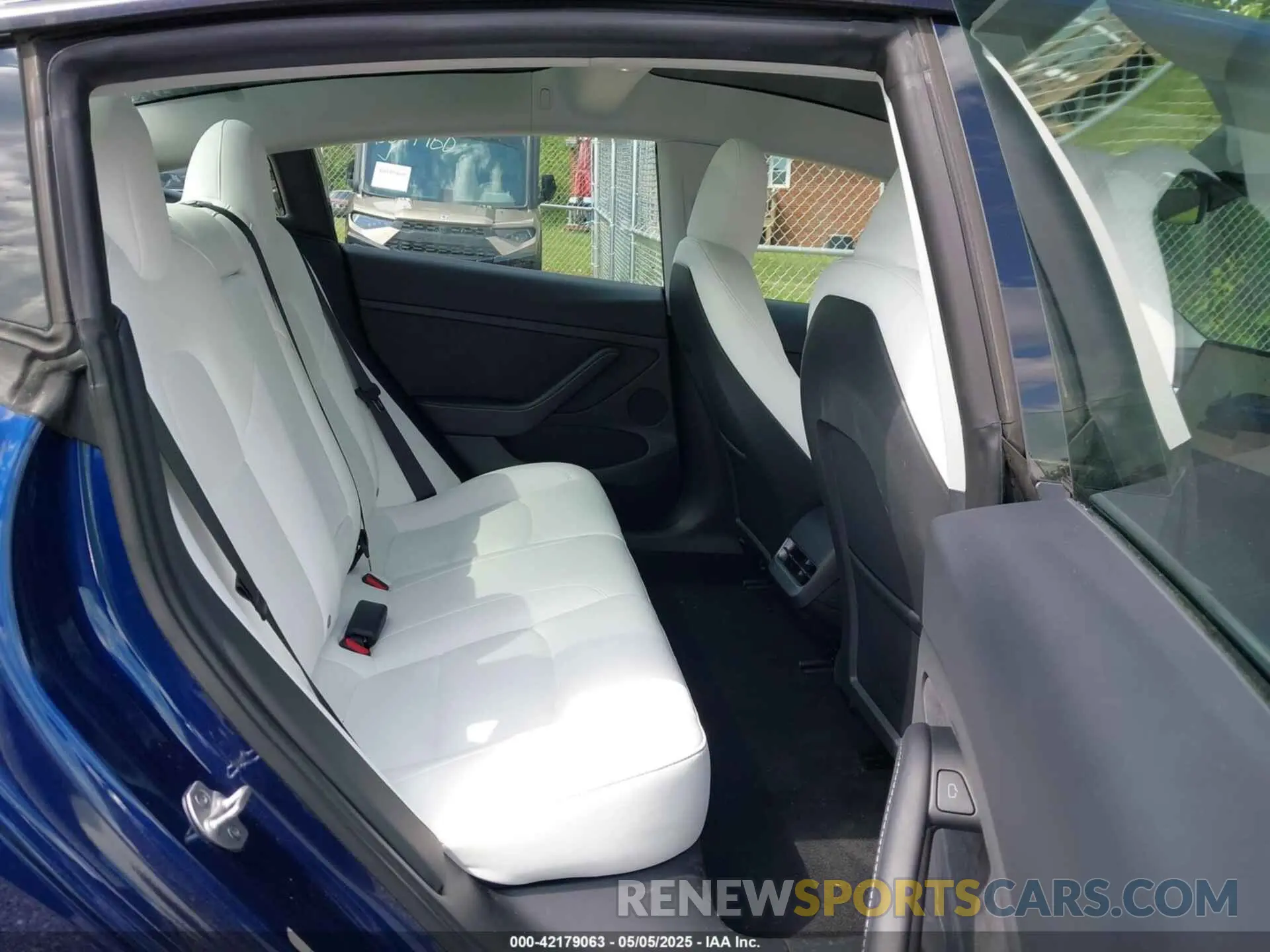 8 Photograph of a damaged car 5YJ3E1EAXPF620484 TESLA MODEL 3 2023