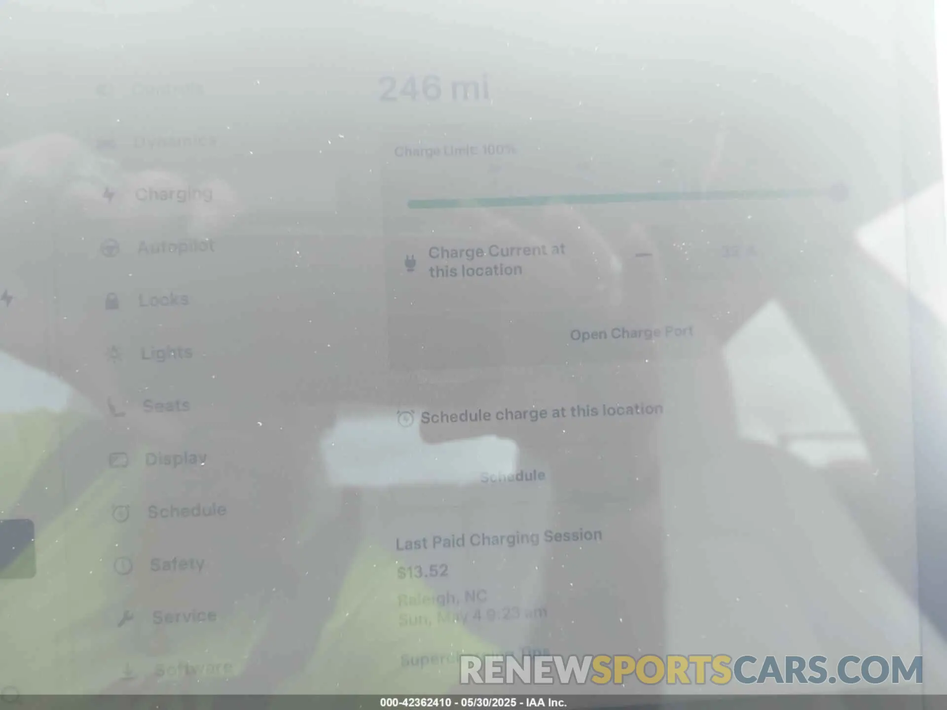 18 Photograph of a damaged car 5YJ3E1EAXPF628911 TESLA MODEL 3 2023