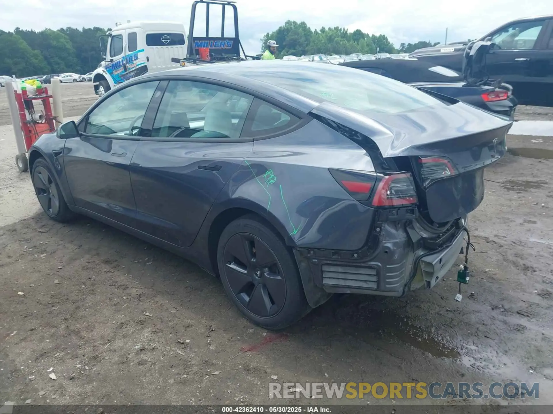 3 Photograph of a damaged car 5YJ3E1EAXPF628911 TESLA MODEL 3 2023