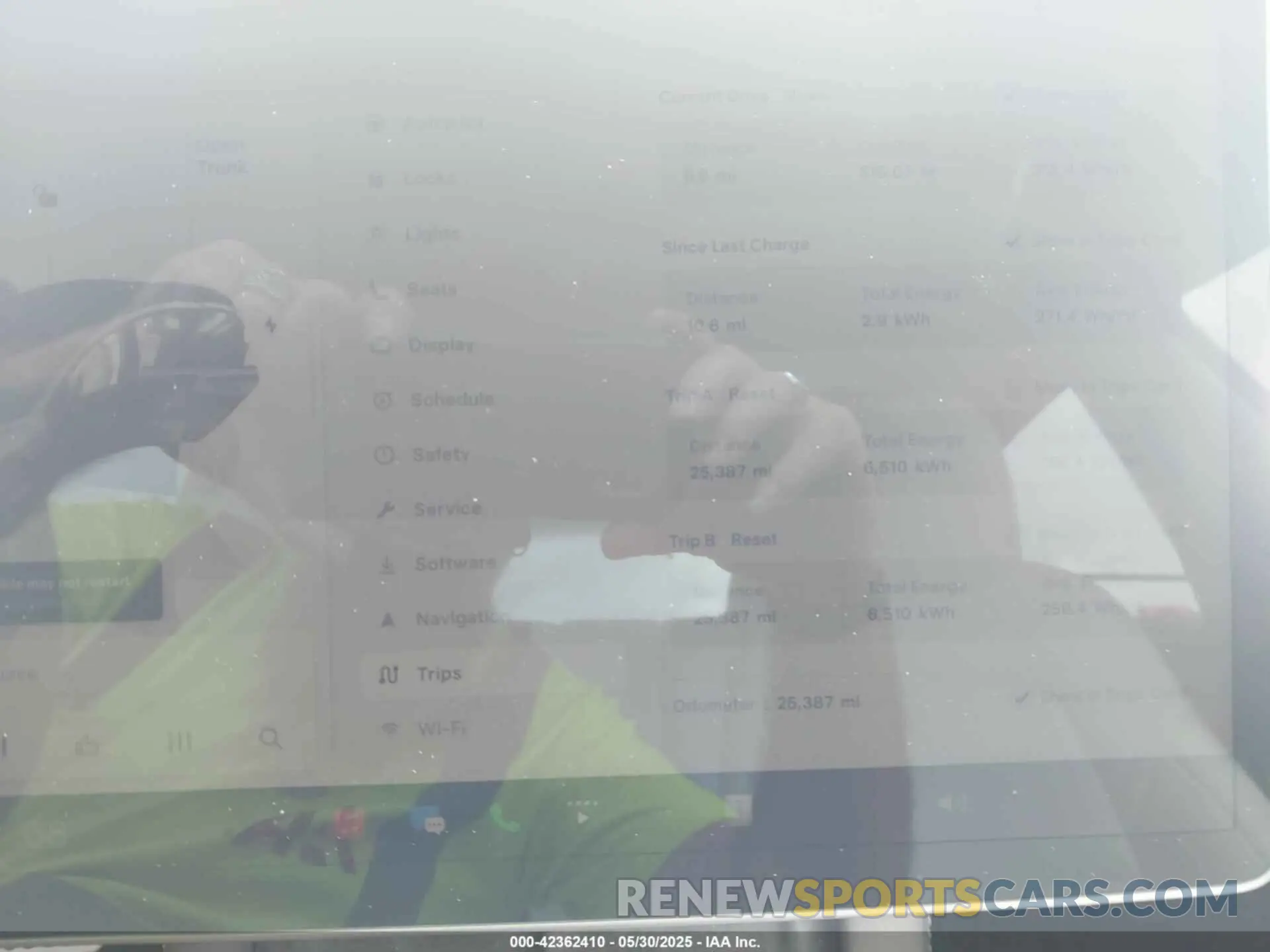 7 Photograph of a damaged car 5YJ3E1EAXPF628911 TESLA MODEL 3 2023