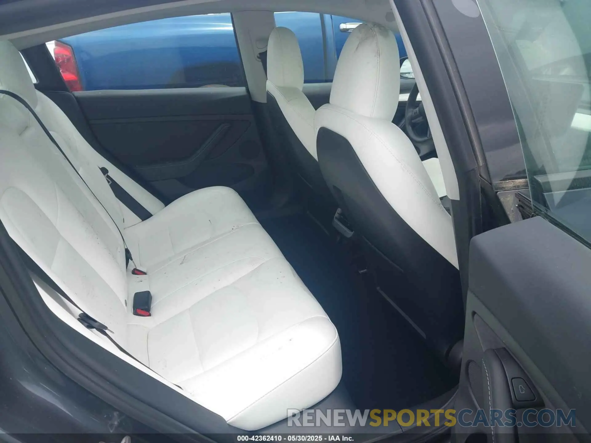 8 Photograph of a damaged car 5YJ3E1EAXPF628911 TESLA MODEL 3 2023