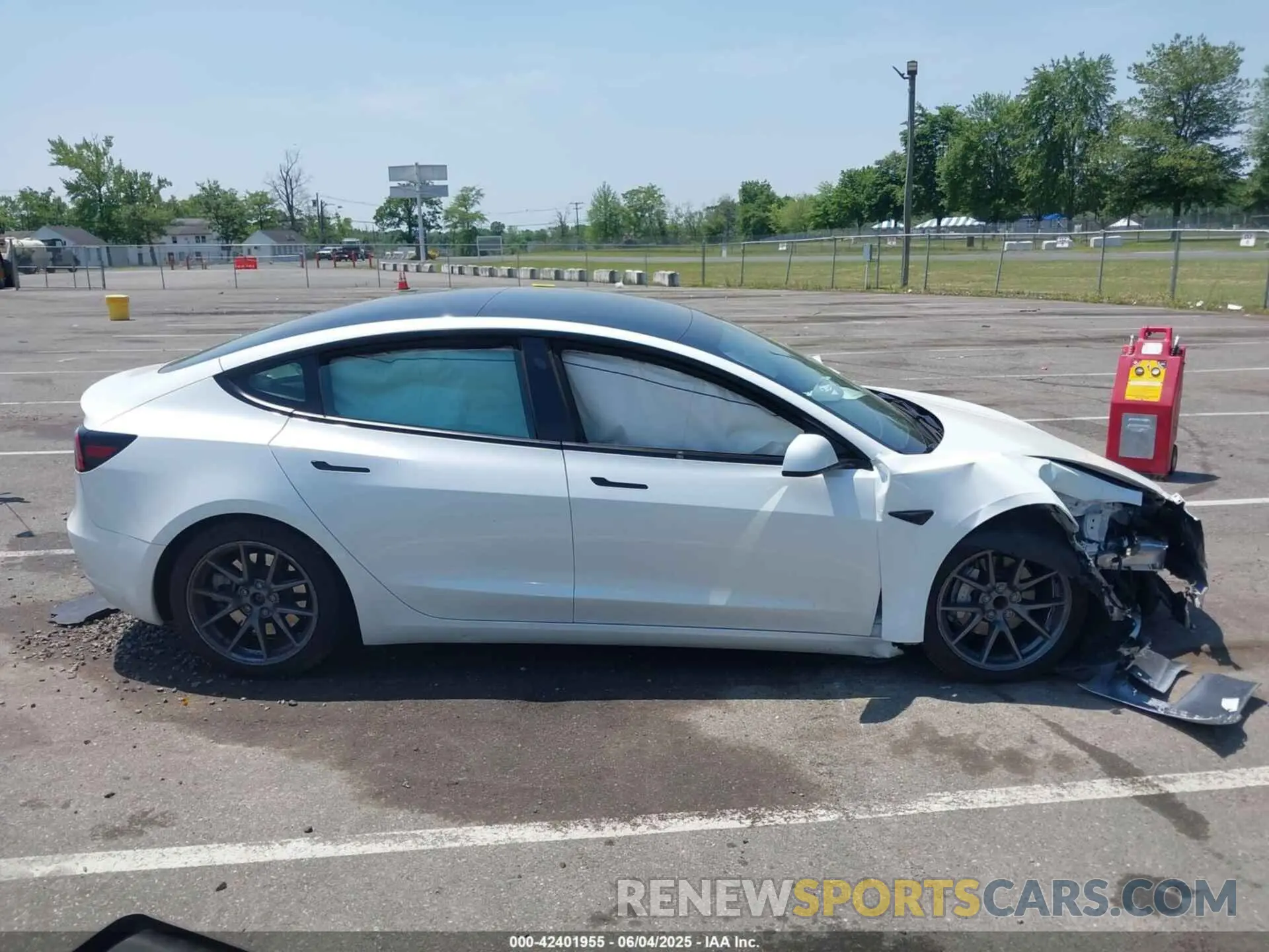 13 Photograph of a damaged car 5YJ3E1EAXPF645384 TESLA MODEL 3 2023