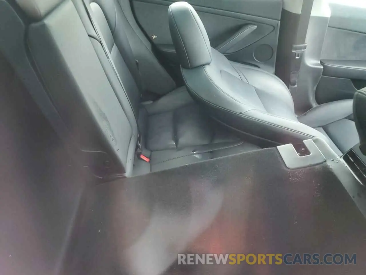 10 Photograph of a damaged car 5YJ3E1EAXPF677929 TESLA MODEL 3 2023