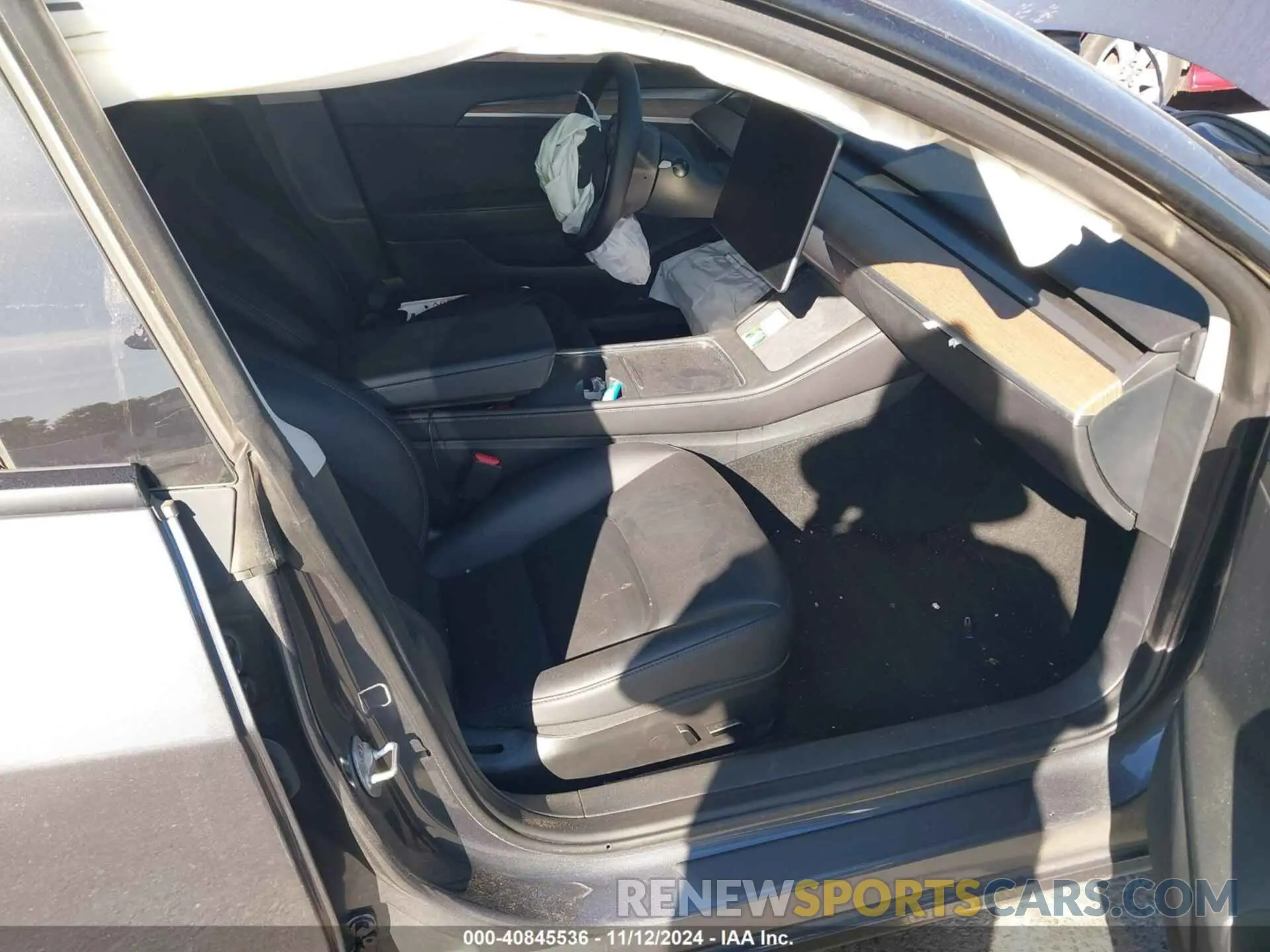 5 Photograph of a damaged car 5YJ3E1EAXPF679258 TESLA MODEL 3 2023
