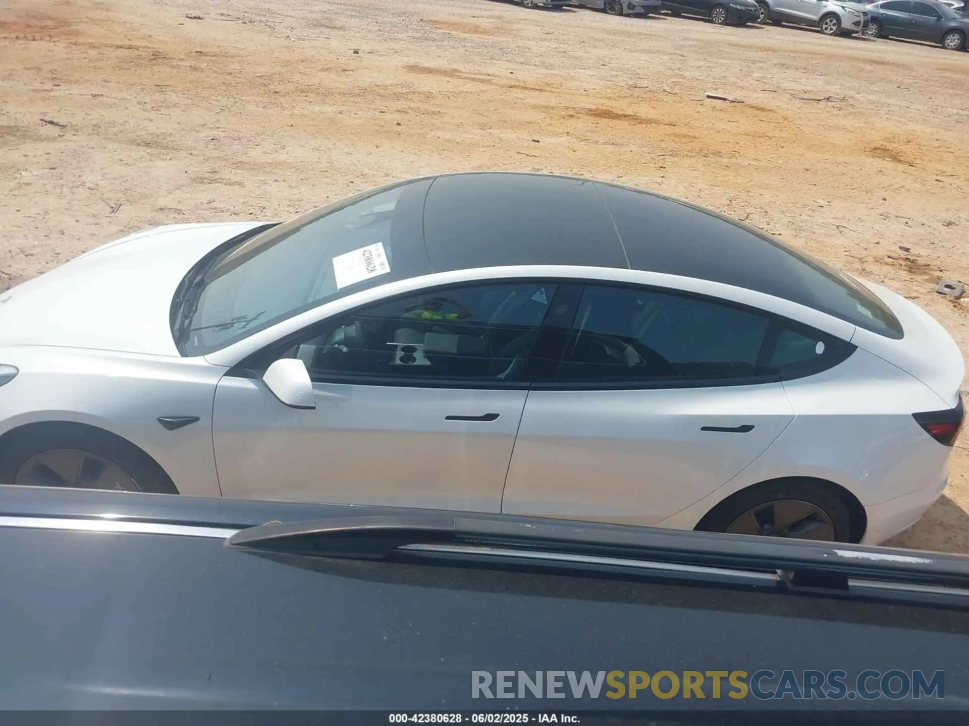 14 Photograph of a damaged car 5YJ3E1EAXPF686095 TESLA MODEL 3 2023