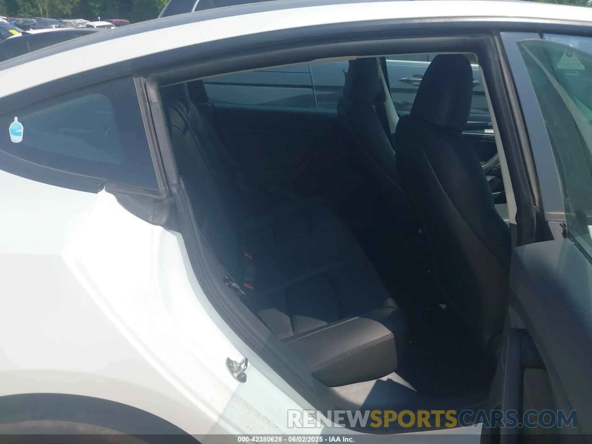 8 Photograph of a damaged car 5YJ3E1EAXPF686095 TESLA MODEL 3 2023