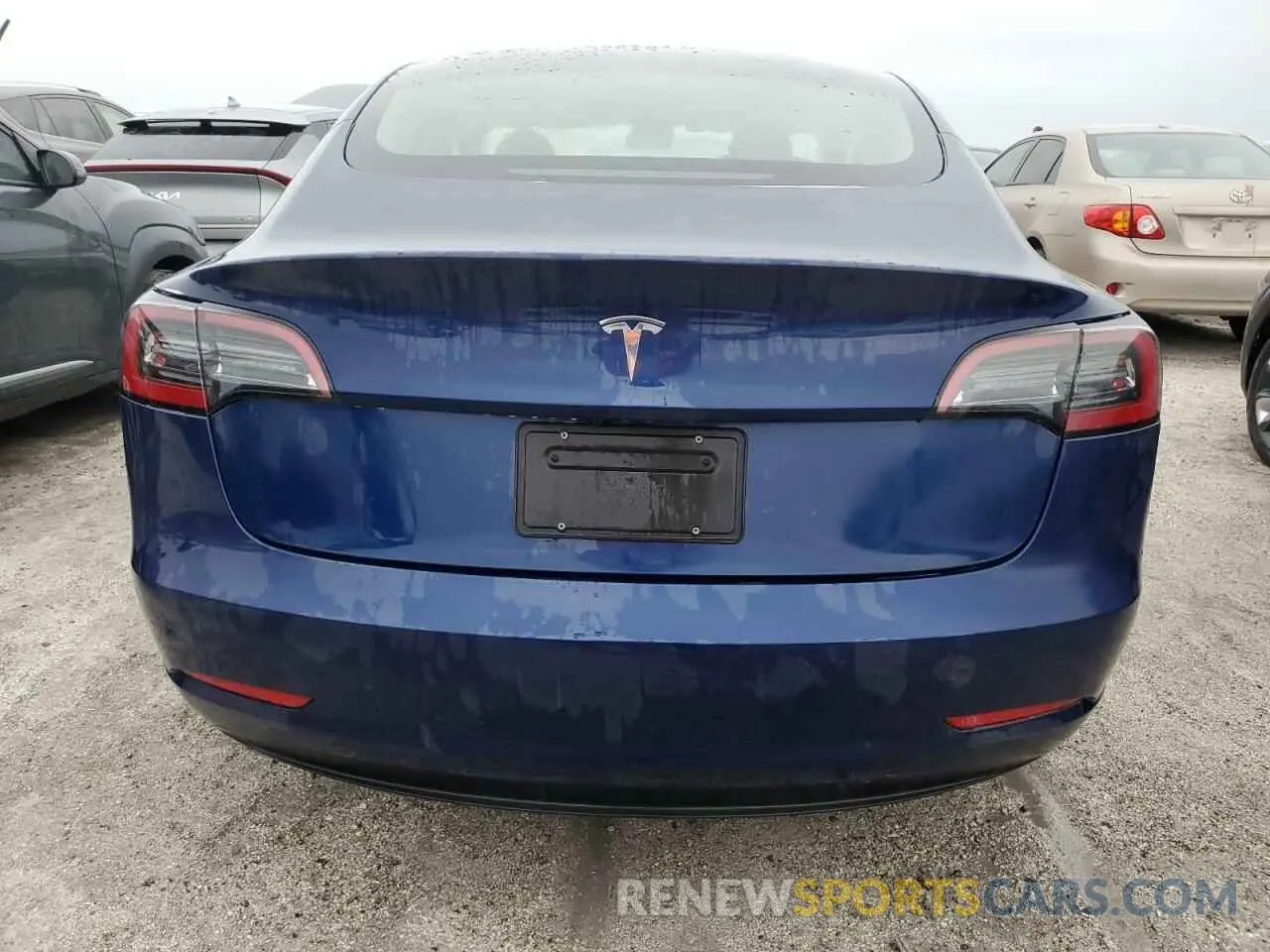 6 Photograph of a damaged car 5YJ3E1EAXPF699459 TESLA MODEL 3 2023