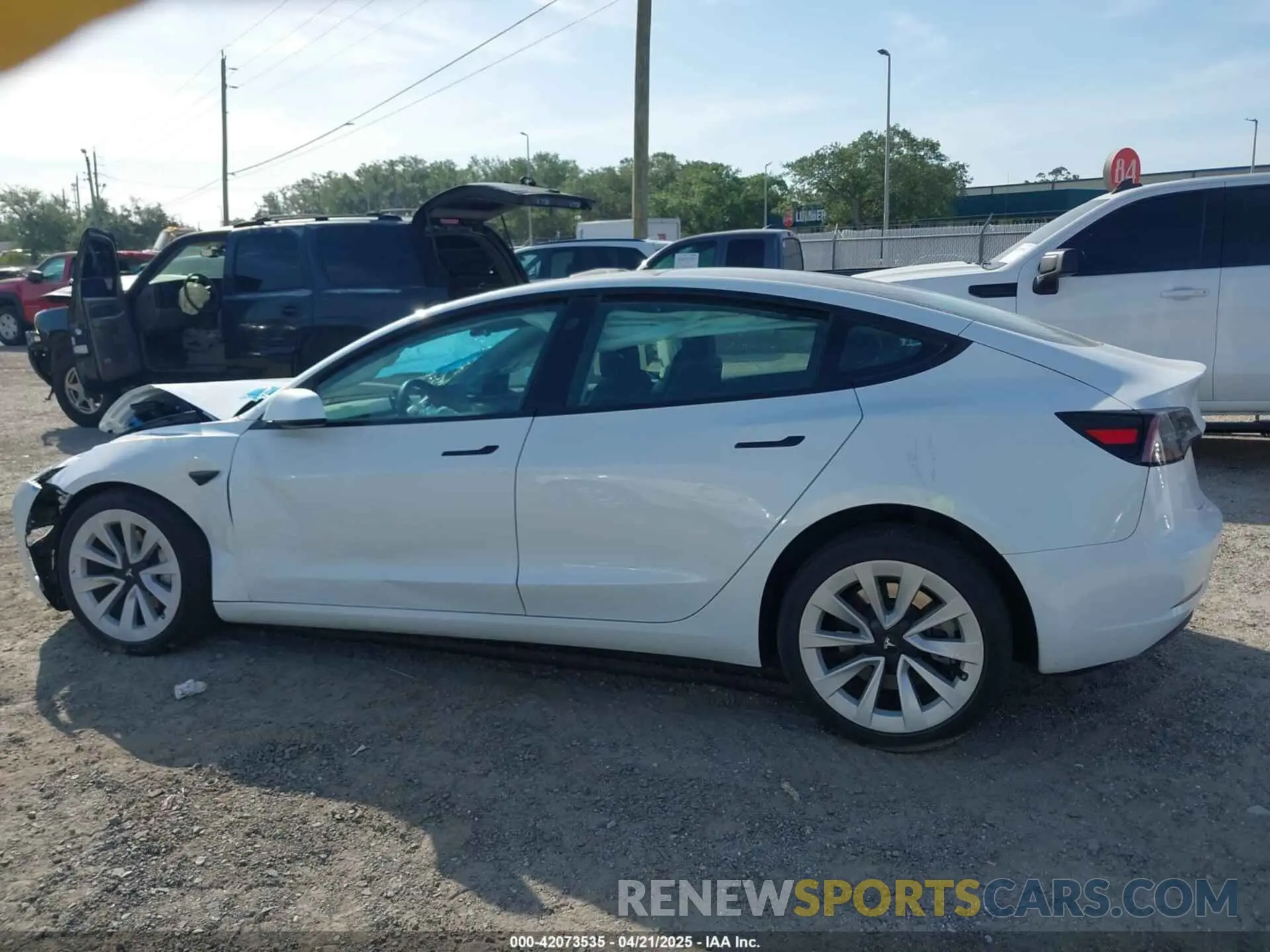13 Photograph of a damaged car 5YJ3E1EB0PF392696 TESLA MODEL 3 2023