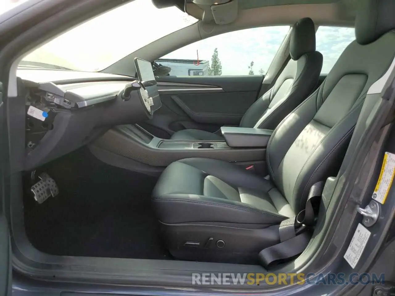7 Photograph of a damaged car 5YJ3E1EB0PF393332 TESLA MODEL 3 2023