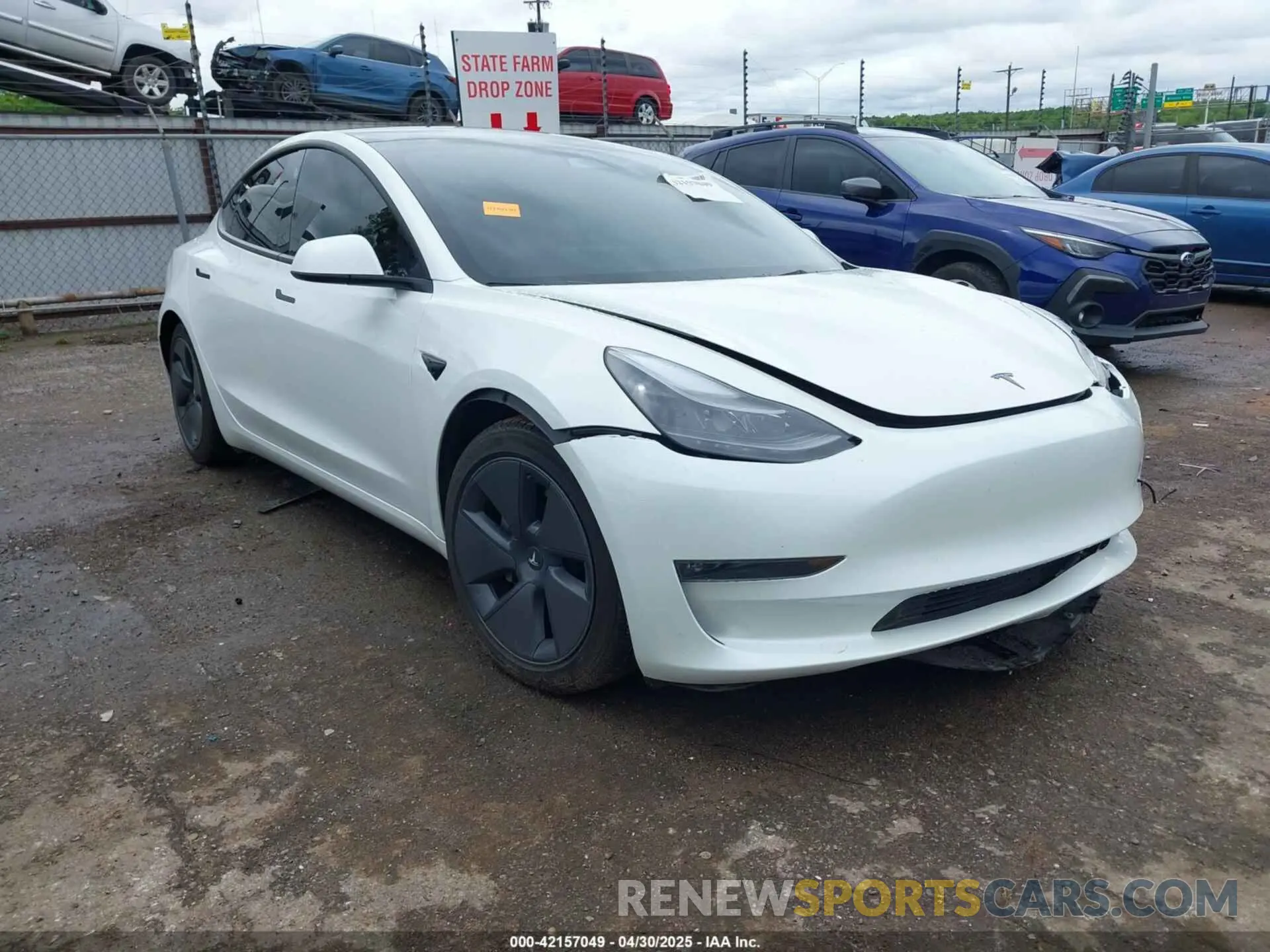 1 Photograph of a damaged car 5YJ3E1EB0PF596303 TESLA MODEL 3 2023