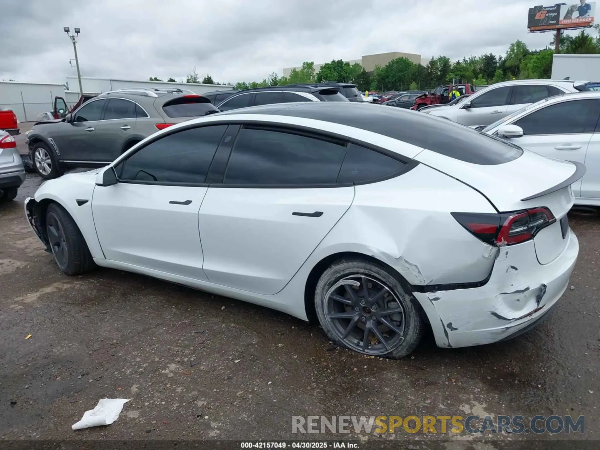 14 Photograph of a damaged car 5YJ3E1EB0PF596303 TESLA MODEL 3 2023