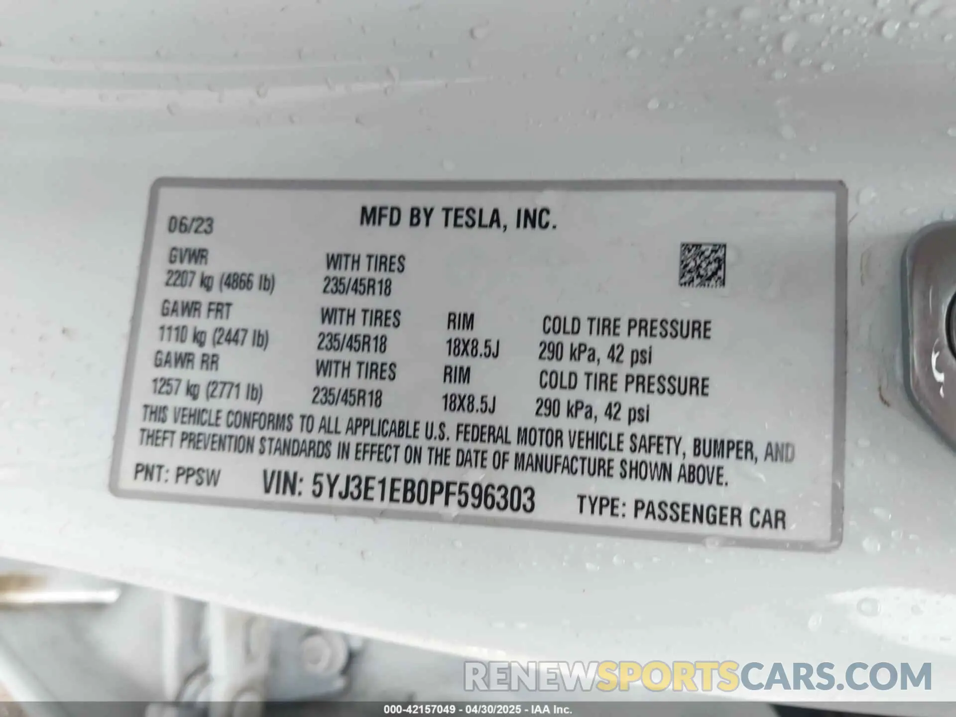 9 Photograph of a damaged car 5YJ3E1EB0PF596303 TESLA MODEL 3 2023