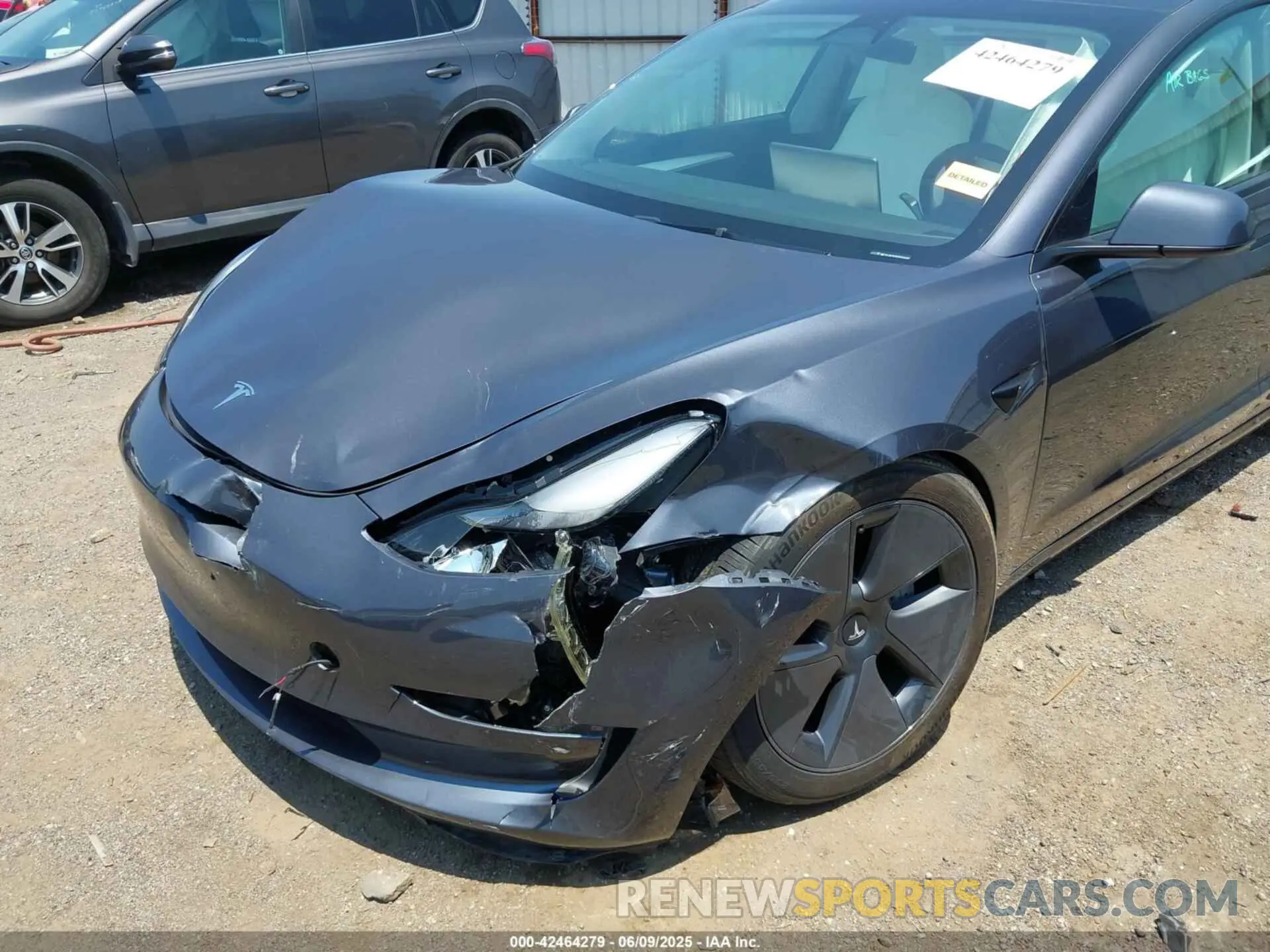 6 Photograph of a damaged car 5YJ3E1EB0PF631633 TESLA MODEL 3 2023